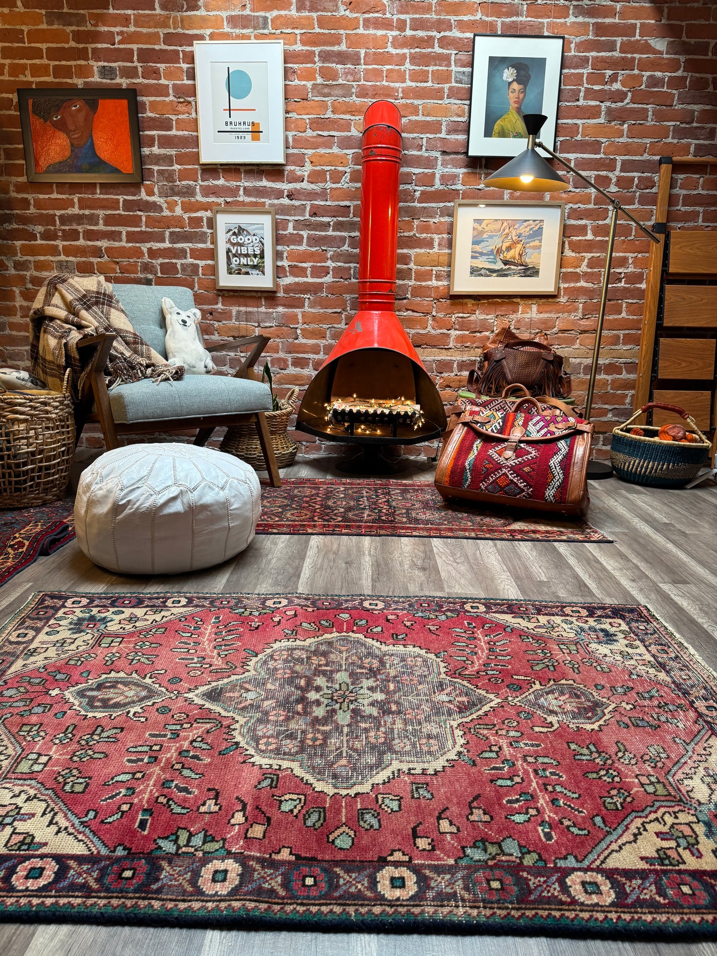 Vintage Persian Style Rug No. A1206 - 3.3’x5.2'