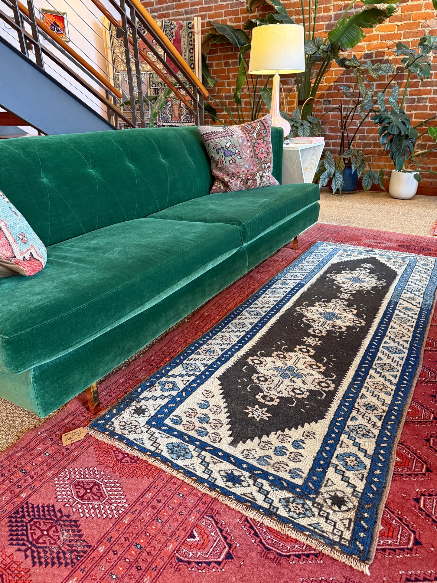 Vintage Turkish Runner Rug No. R1189 - 2.6' x 6.9'