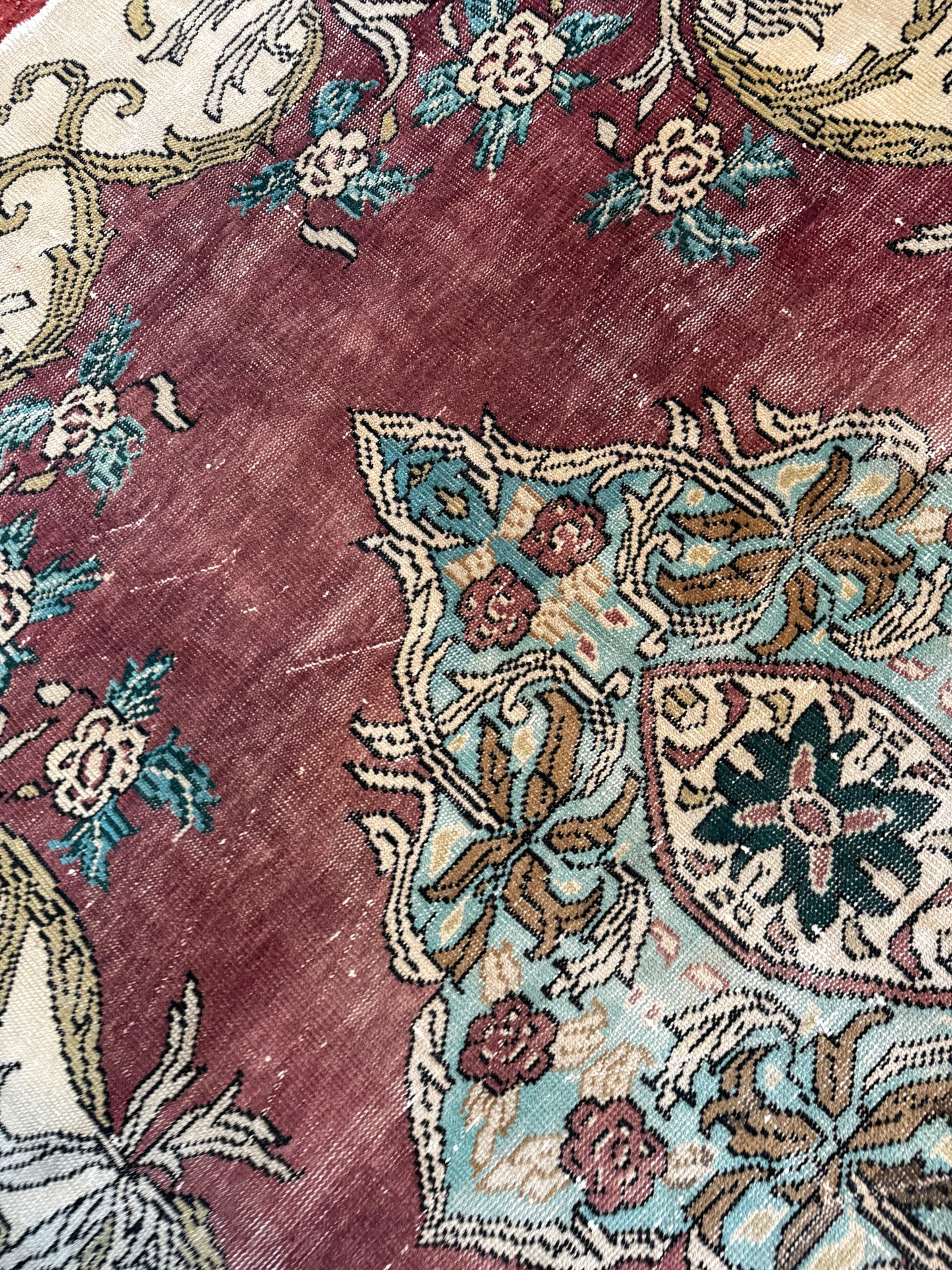 Vintage Turkish Area Rug No. A1191 - 6.1'x9.3'