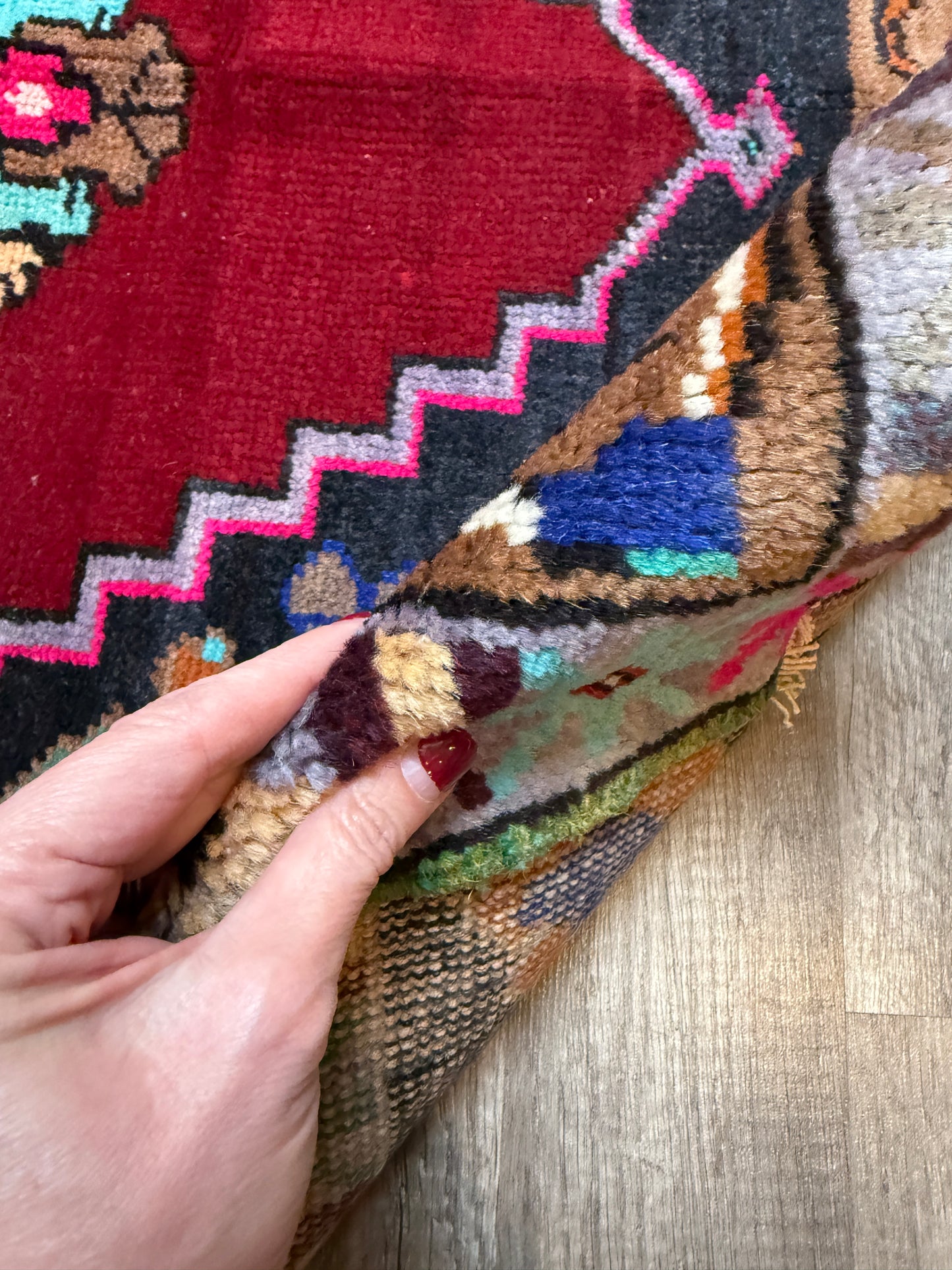 Vintage Turkish Rug No. A1211 - 2.9’x5.9’