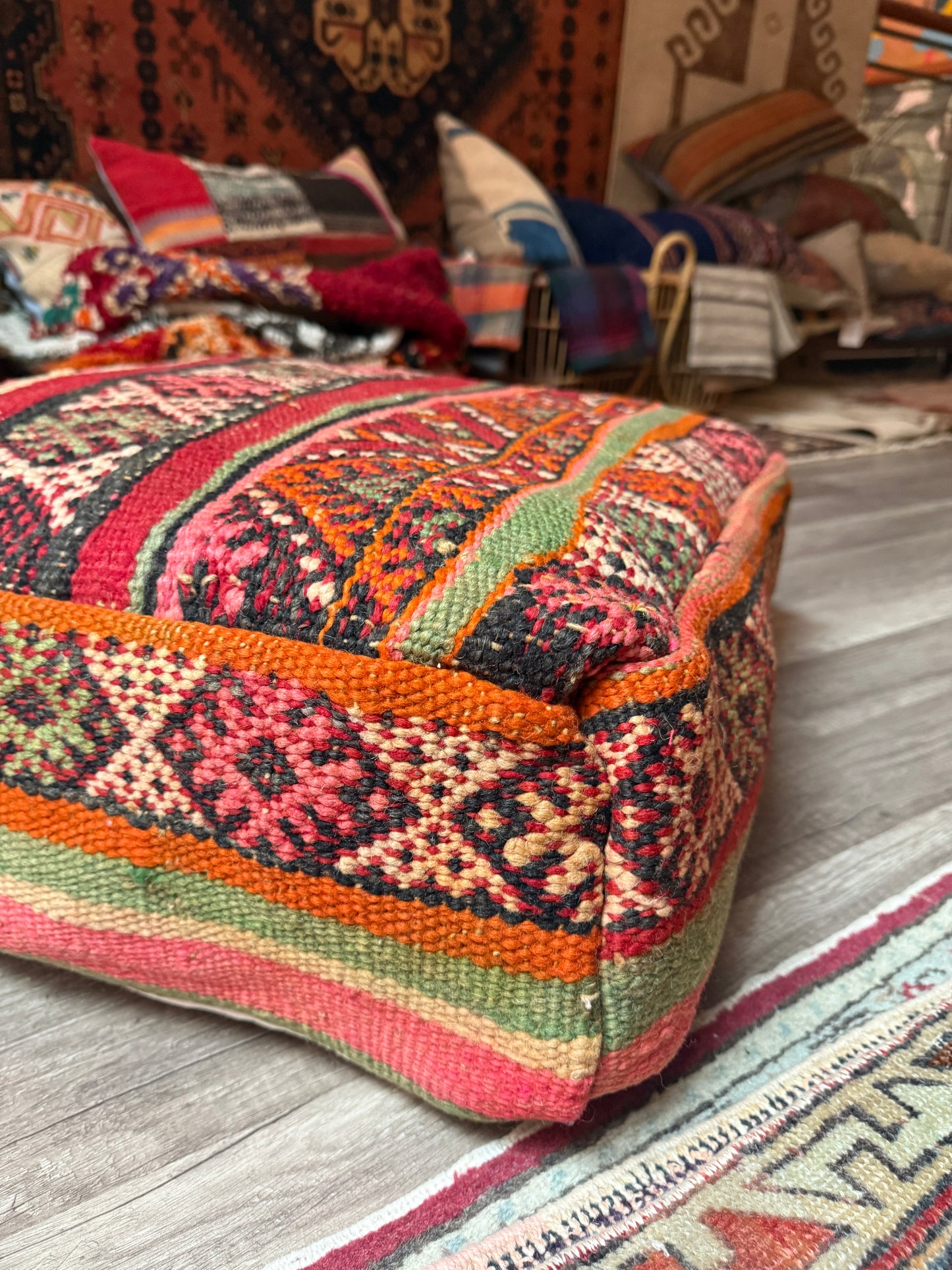 Moroccan Rug Floor Pouf / Pet Bed #371