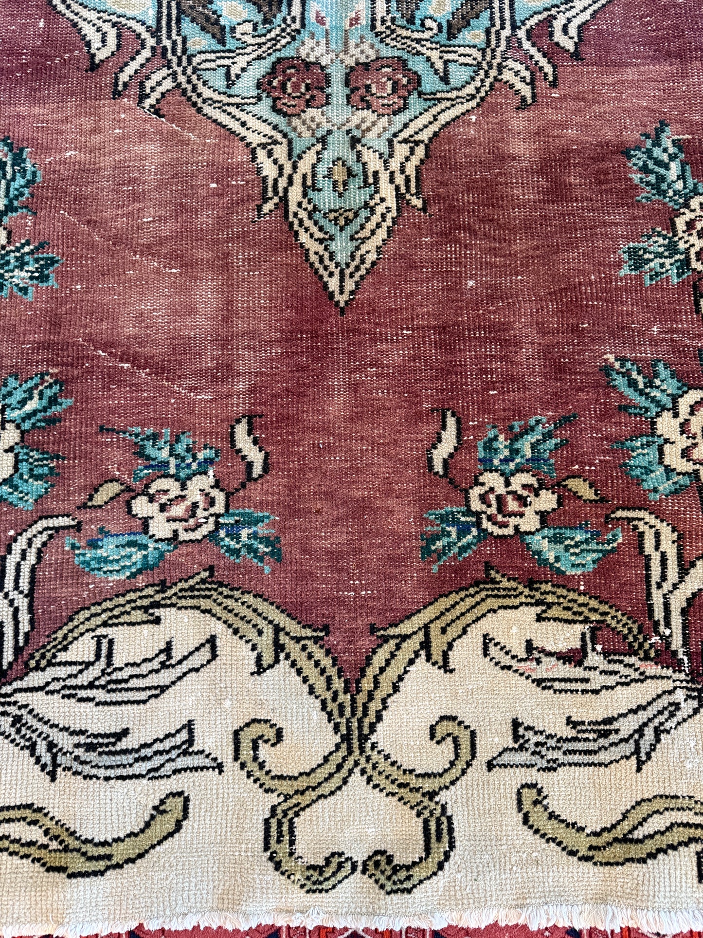 Vintage Turkish Area Rug No. A1191 - 6.1'x9.3'