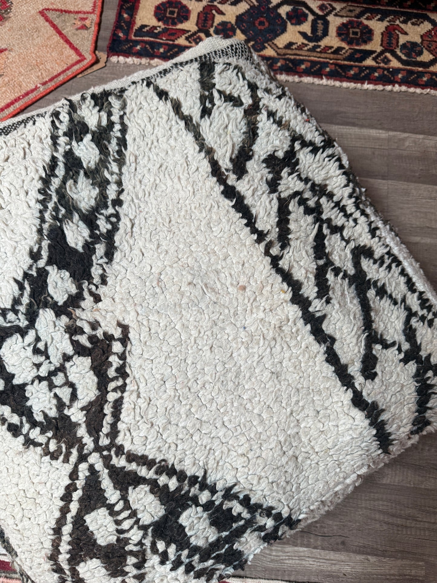 Moroccan Rug Floor Pouf / Pet Bed #365