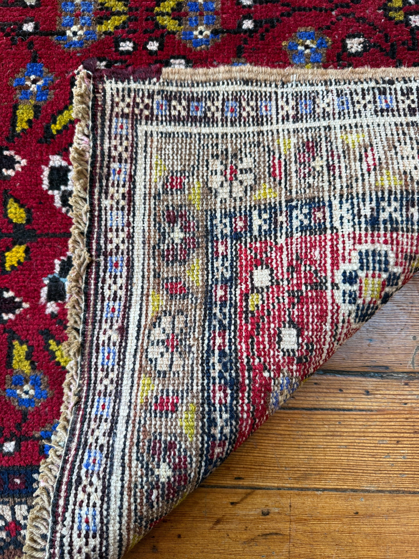 Vintage Persian Rug No. A1199 - 2.5'x4.4'