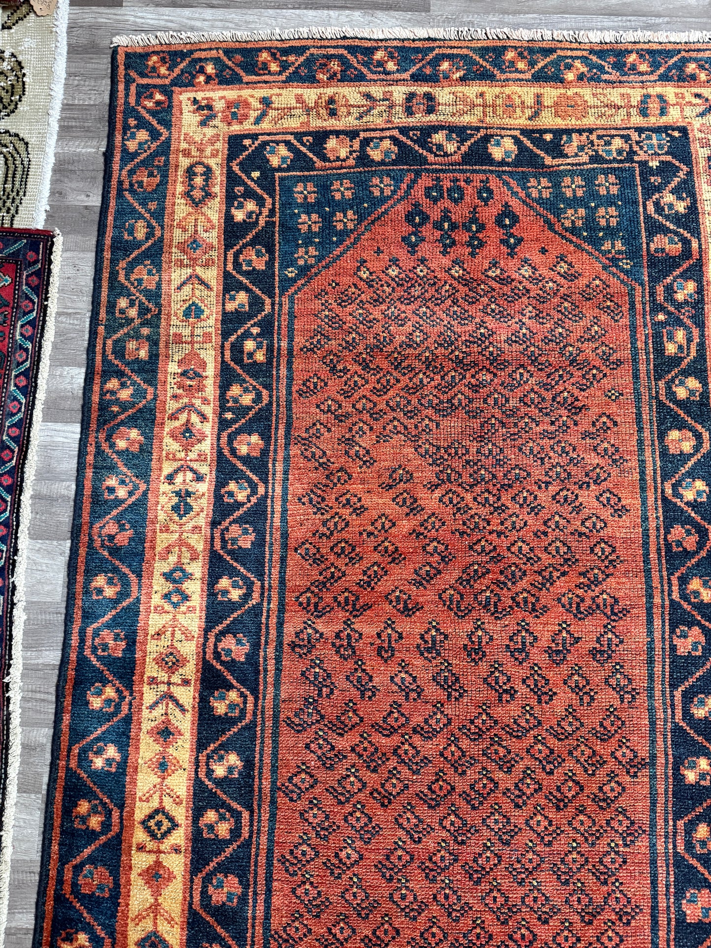 Vintage Persian Style Rug No. A1209 - 4.3’x7’