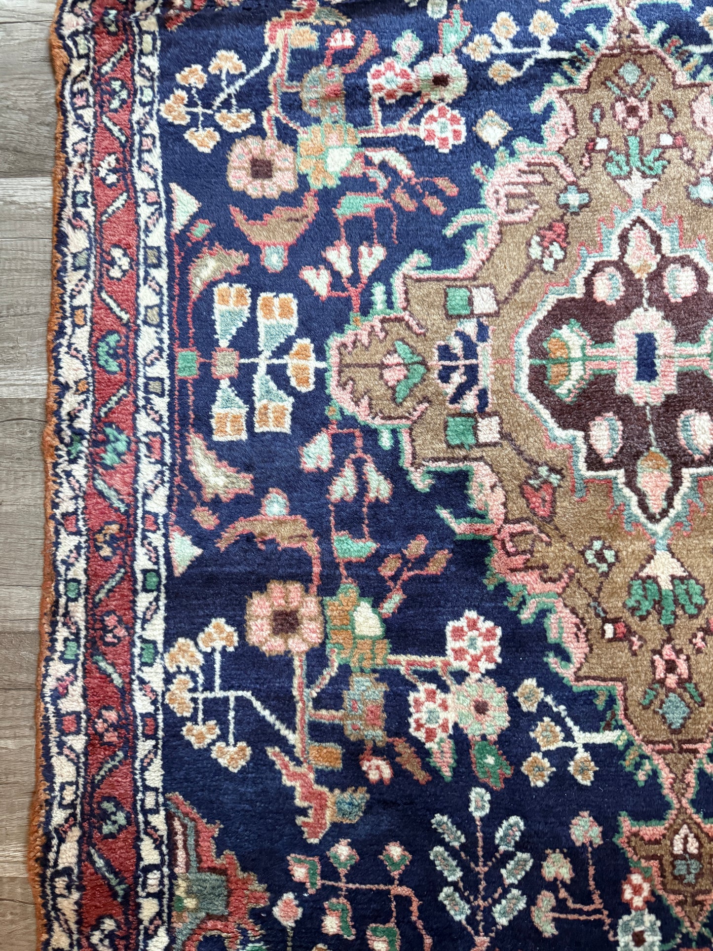 Vintage Persian Rug No. A1222 - 3.4’x6.7’