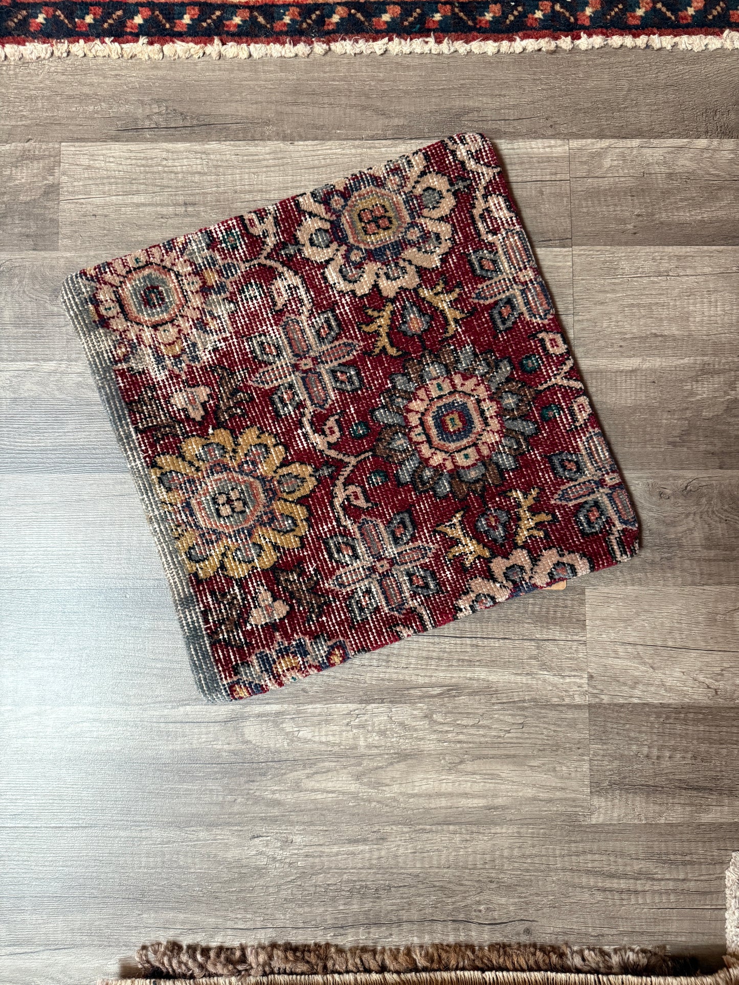 No. P406 - 16" X 16" Turkish Rug Pillow Cover