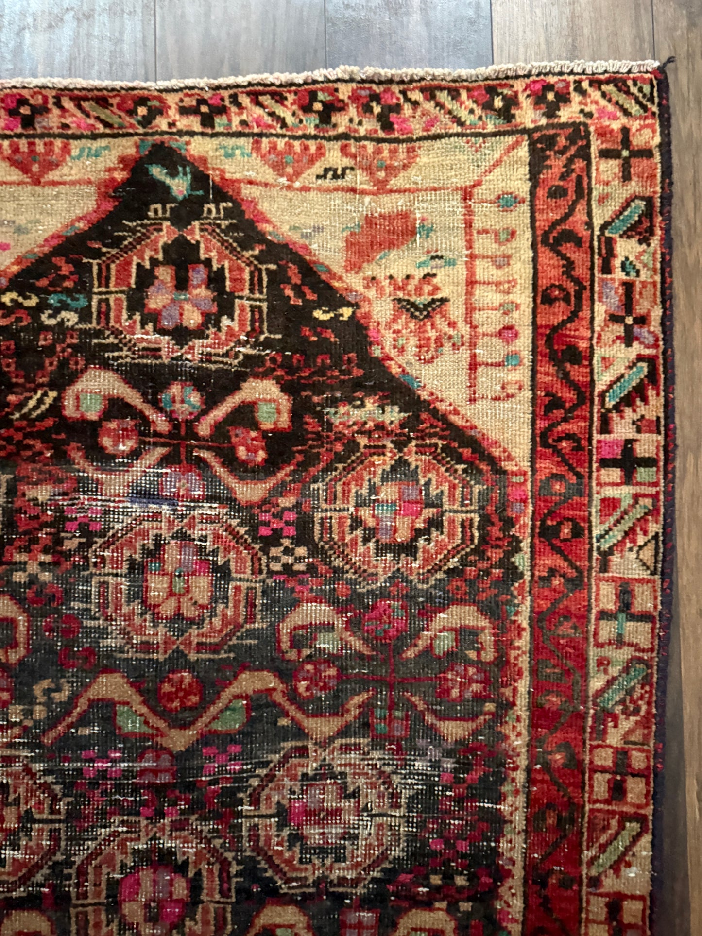 Vintage Persian Style Rug No. A1205 - 2.8’x5.1'