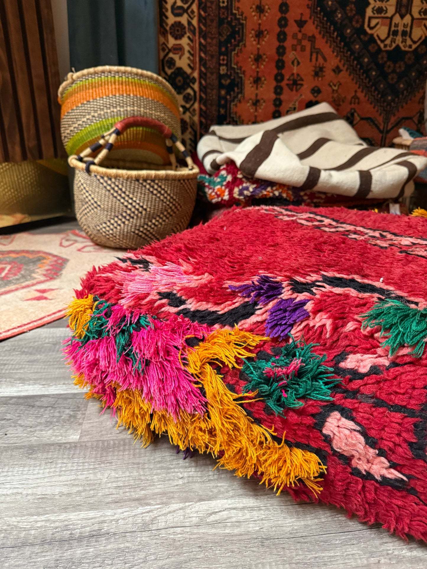 Moroccan Rug Floor Pouf / Pet Bed #368