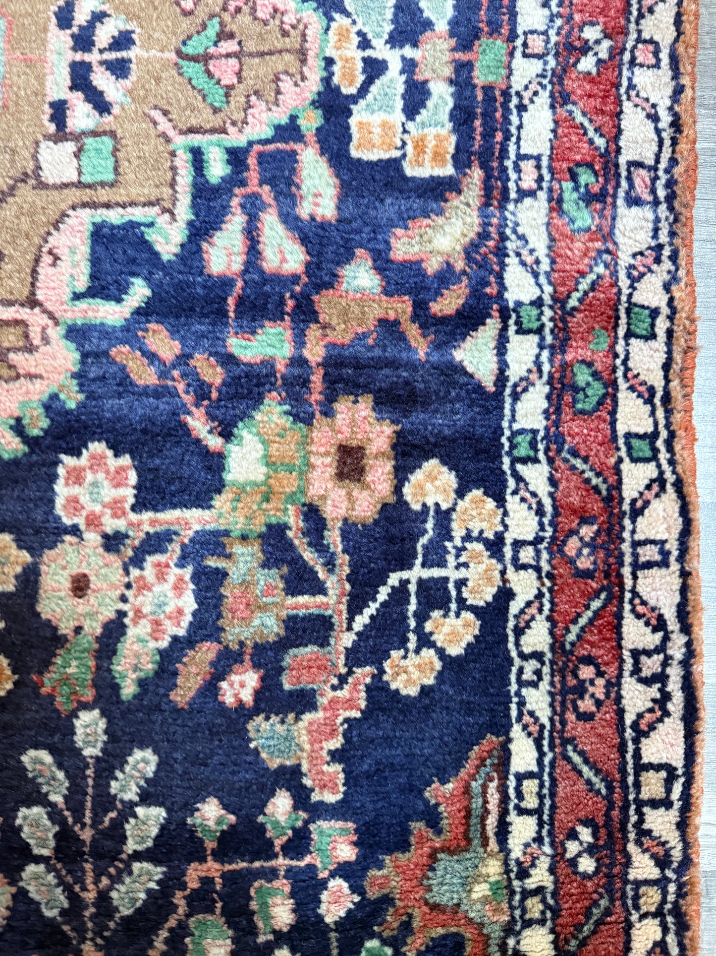 Vintage Persian Rug No. A1222 - 3.4’x6.7’