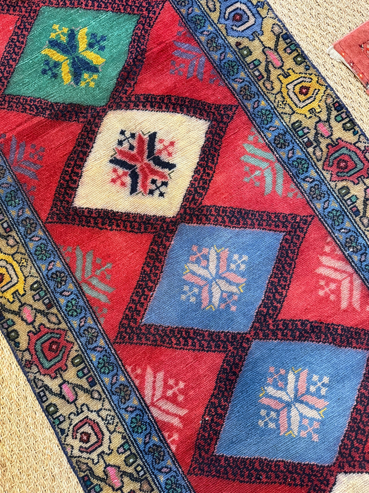 Vintage Persian Shiraz Runner Rug No. R1195 - 2.8' x 10'