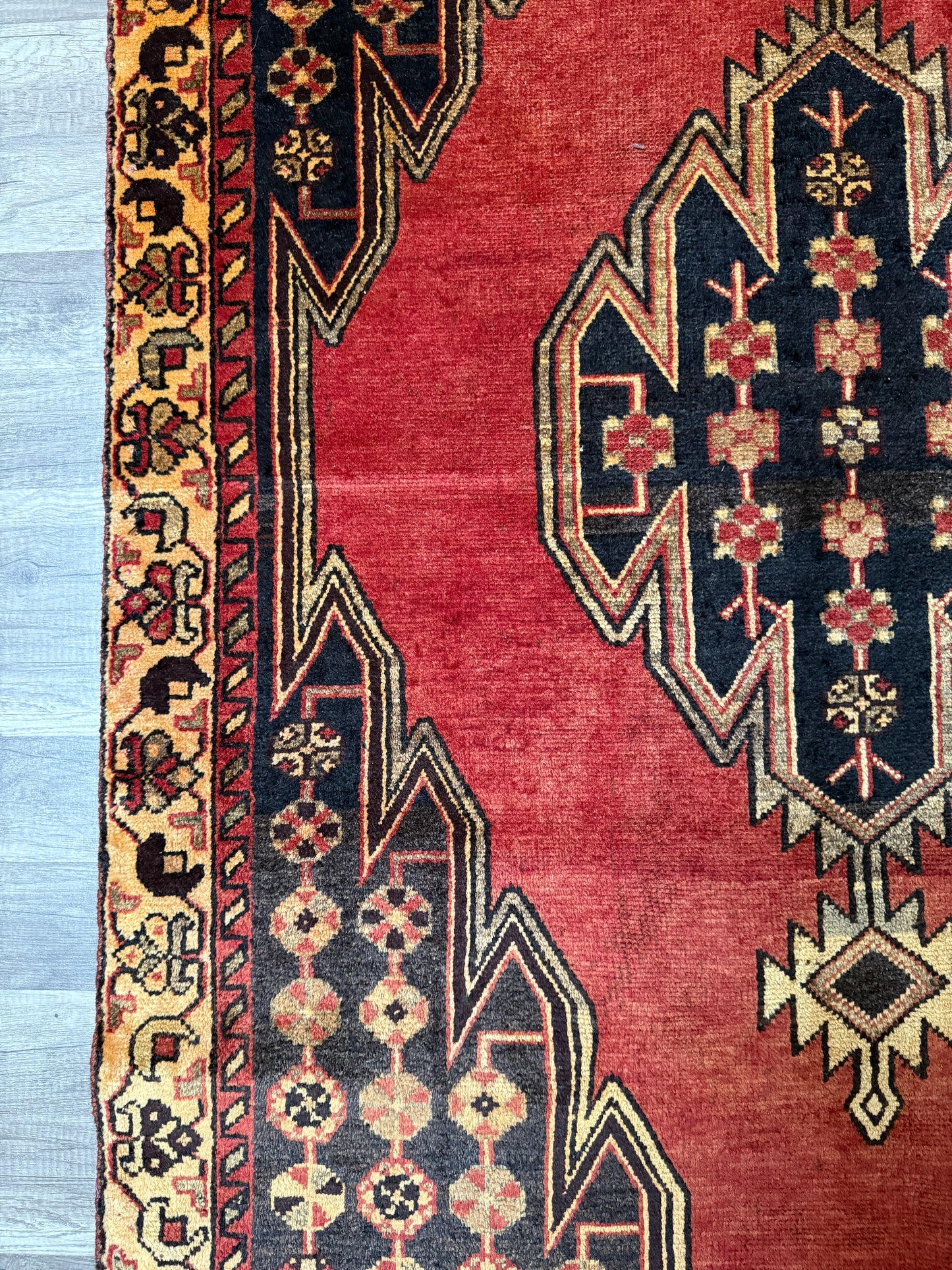 Vintage Persian Style Rug No. A1204 - 4.1'x6.2'