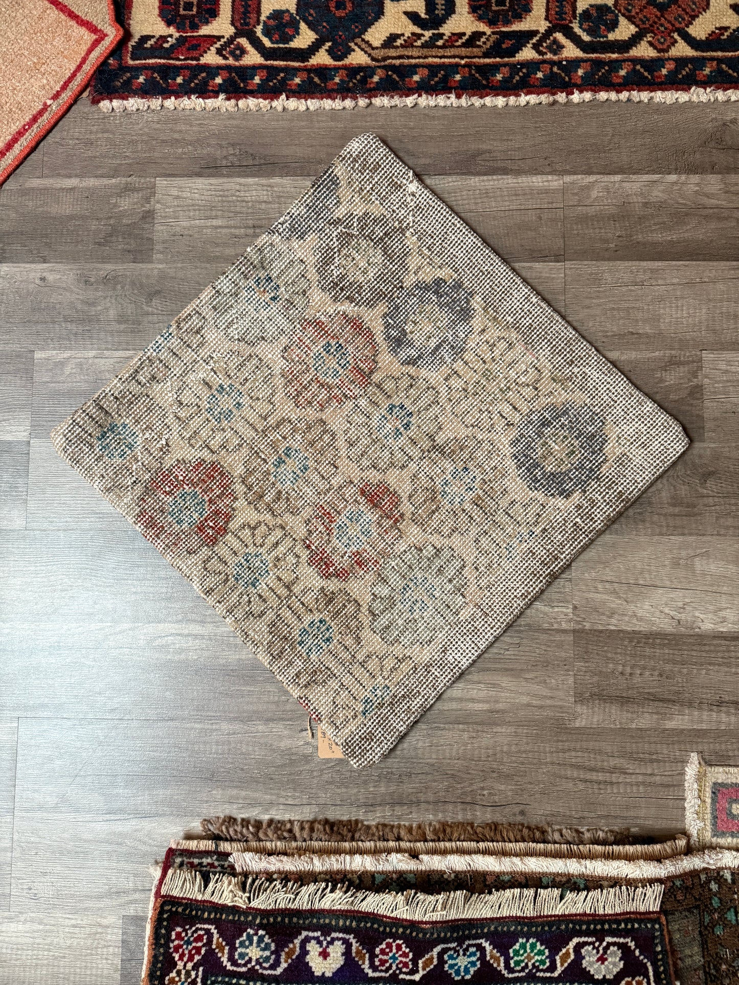 No. P413 - 20" X 20" Turkish Rug Pillow Cover