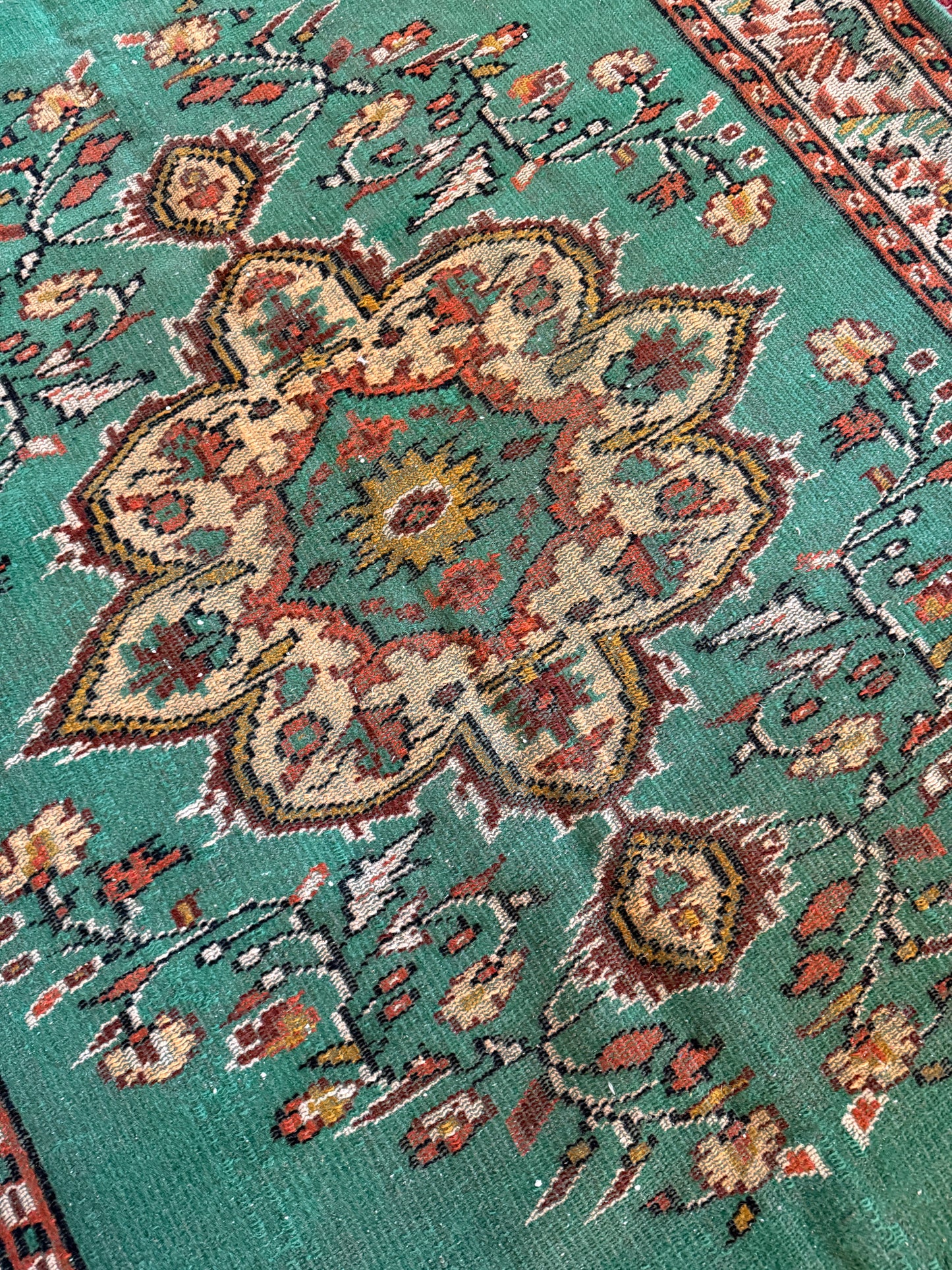 Vintage Turkish Area Rug No. A1192 - 5.8'x8.5'