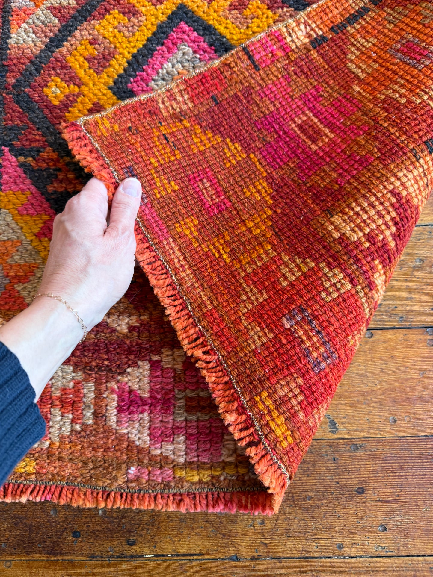 Vintage Turkish Runner Rug No. R1190 - 2.8' x 7.6'