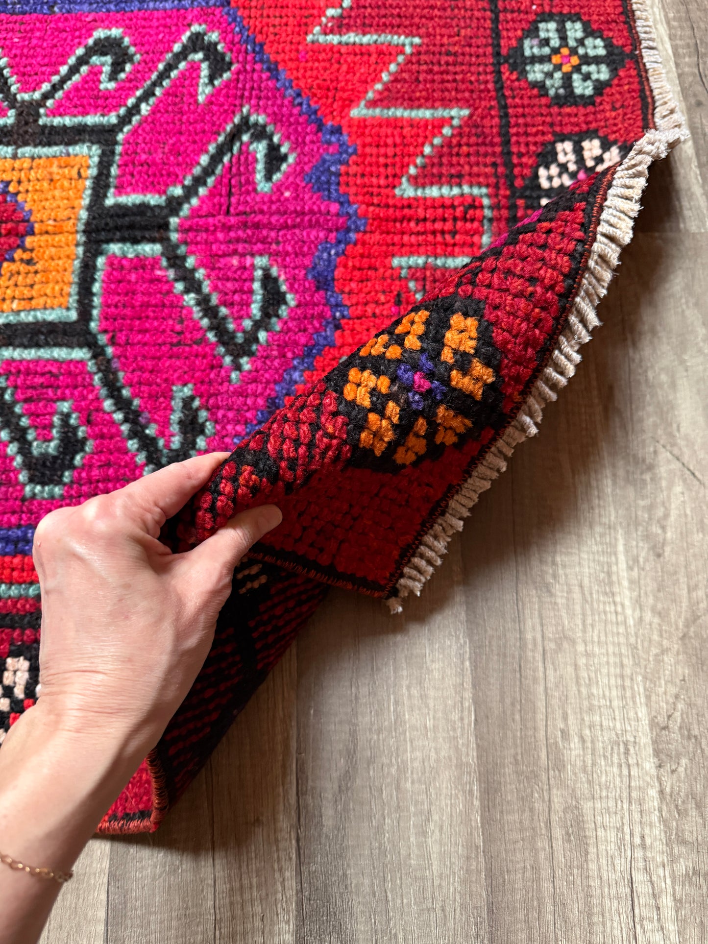 Vintage Turkish Rug No. R1220 - 2.7’x11.4’