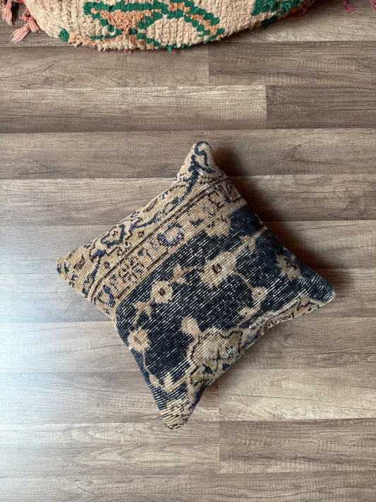 No. P361- 16" X 16" Turkish Rug Pillow Cover