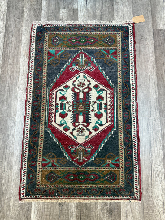 Vintage Turkish Mini Rug 1.9’x3.1' - No. 698