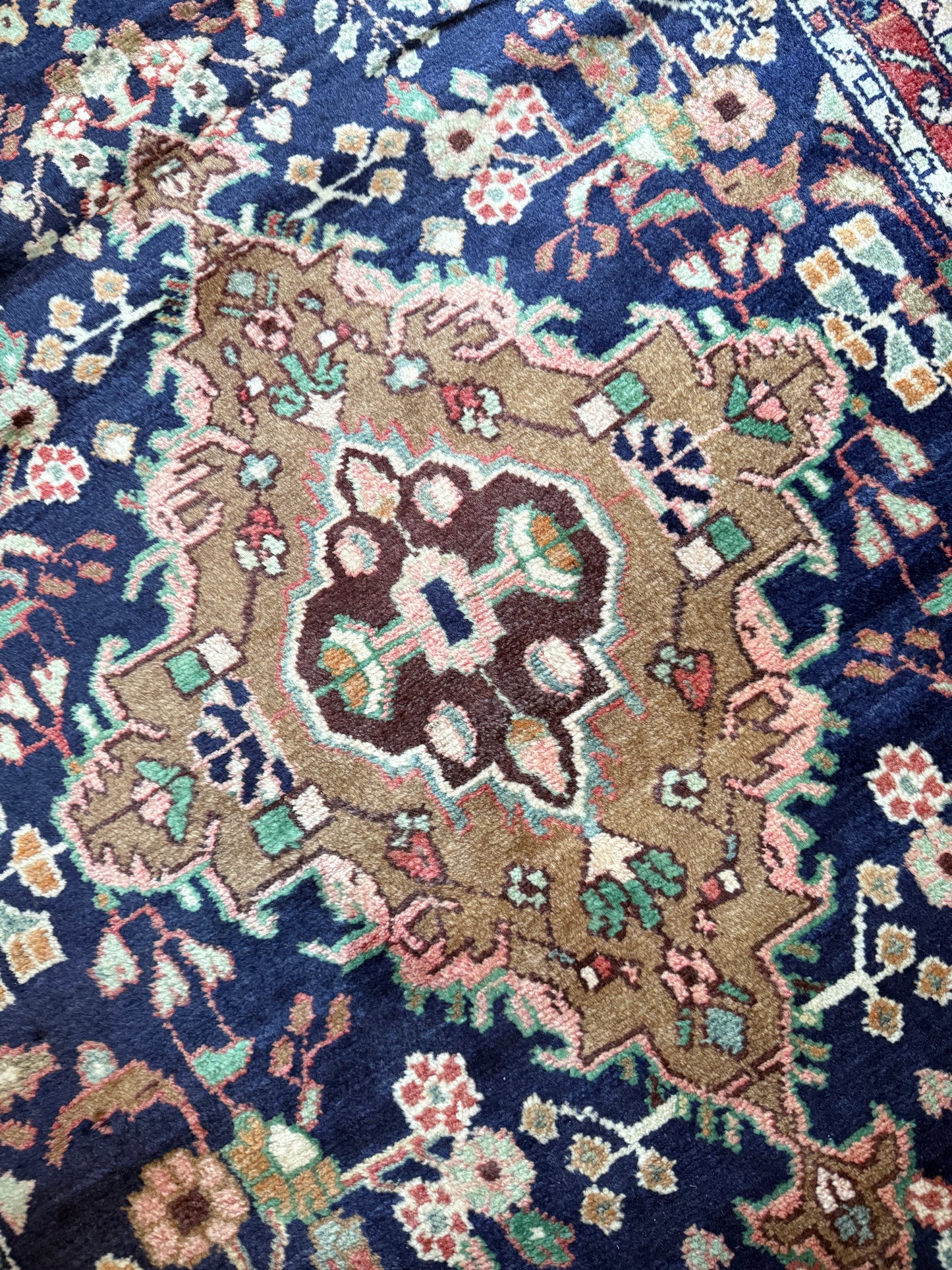 Vintage Persian Rug No. A1222 - 3.4’x6.7’