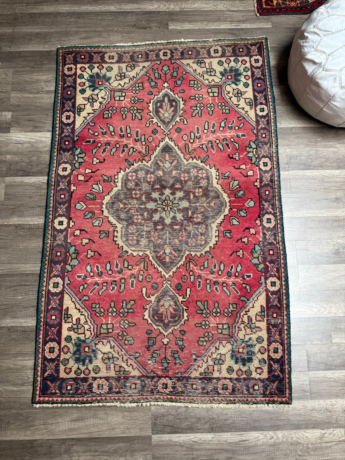 Vintage Persian Style Rug No. A1206 - 3.3’x5.2'