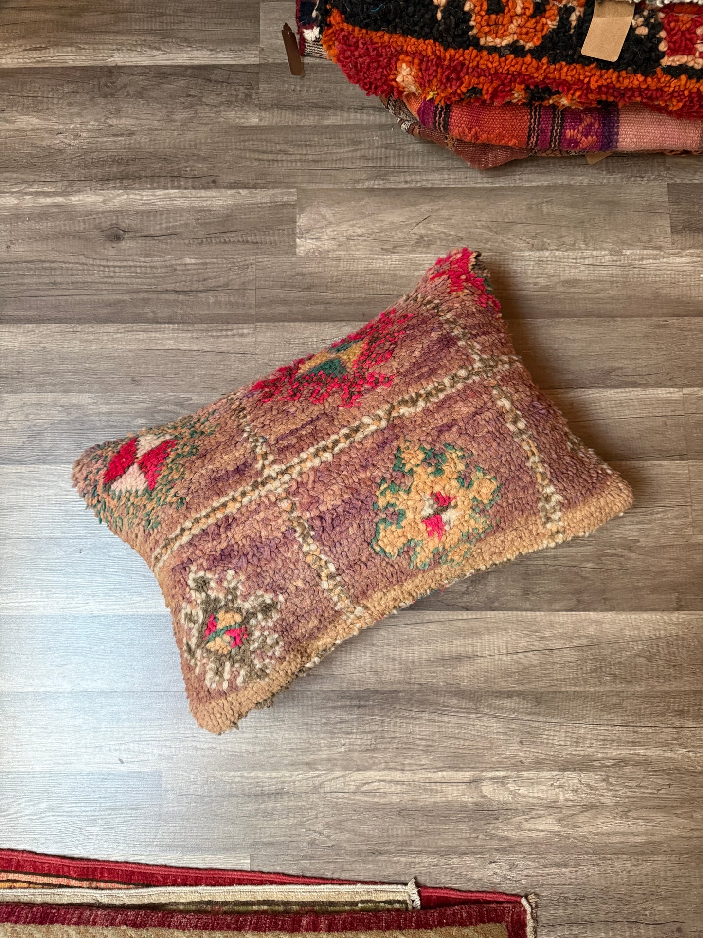 No. P414 - 15" X 22" Moroccan Rug Pillow Cover