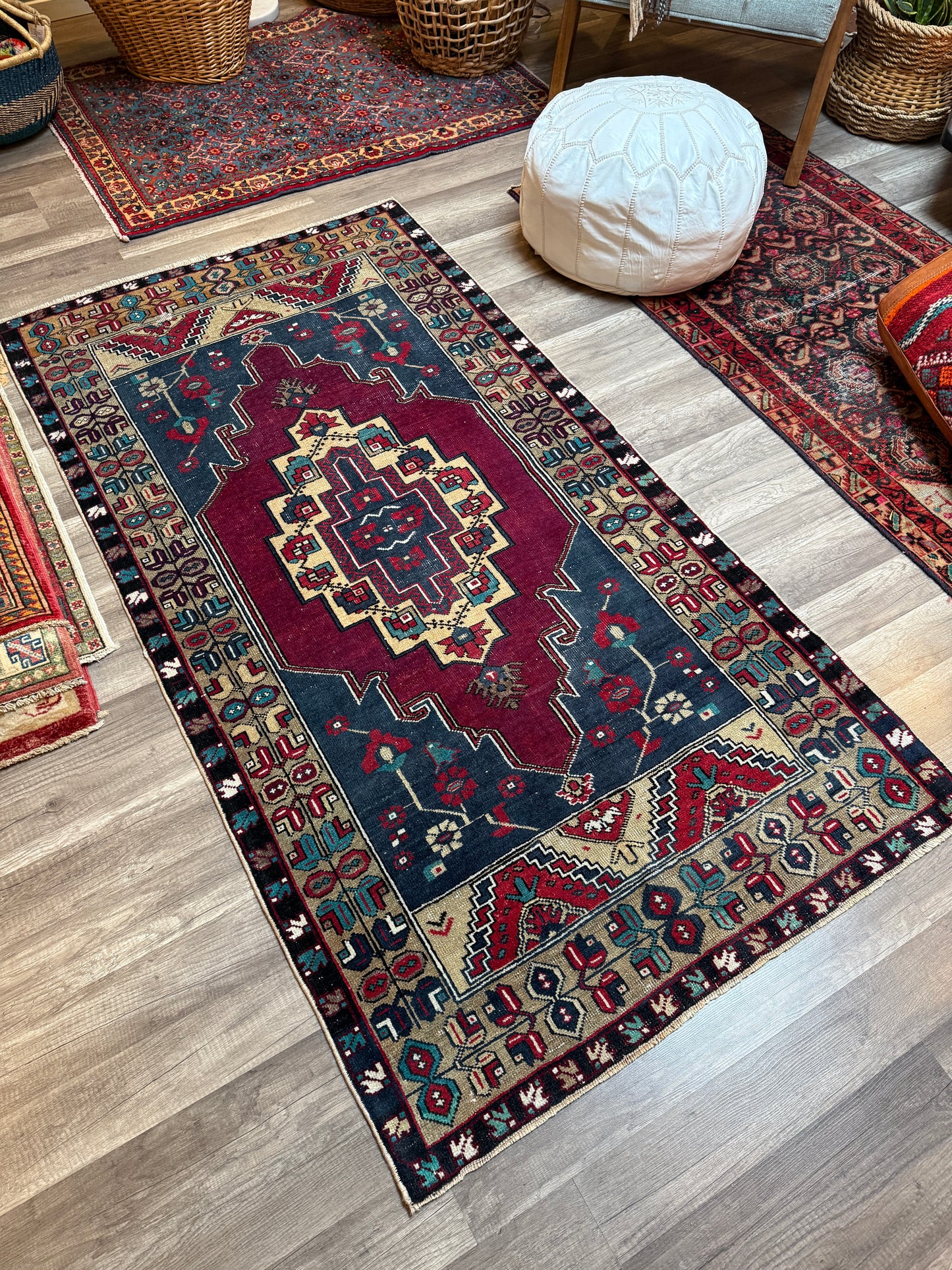 Vintage Turkish Rug No. A1213 - 3.3’x6.2’