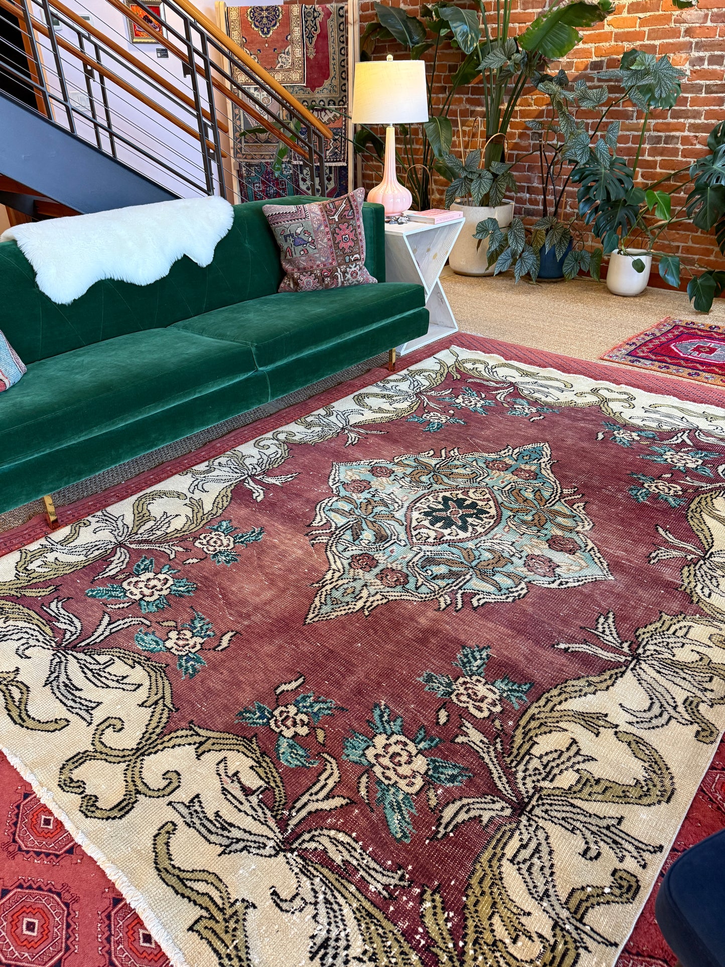 Vintage Turkish Area Rug No. A1191 - 6.1'x9.3'