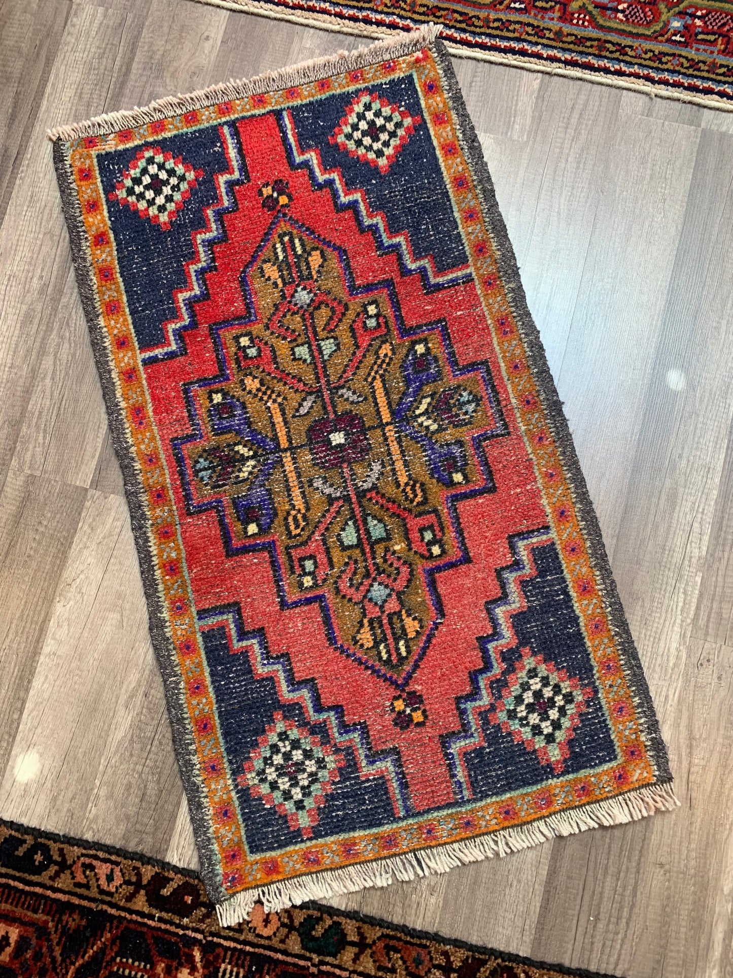Vintage Turkish Mini Rug 1.7’x3.2' - No. 673