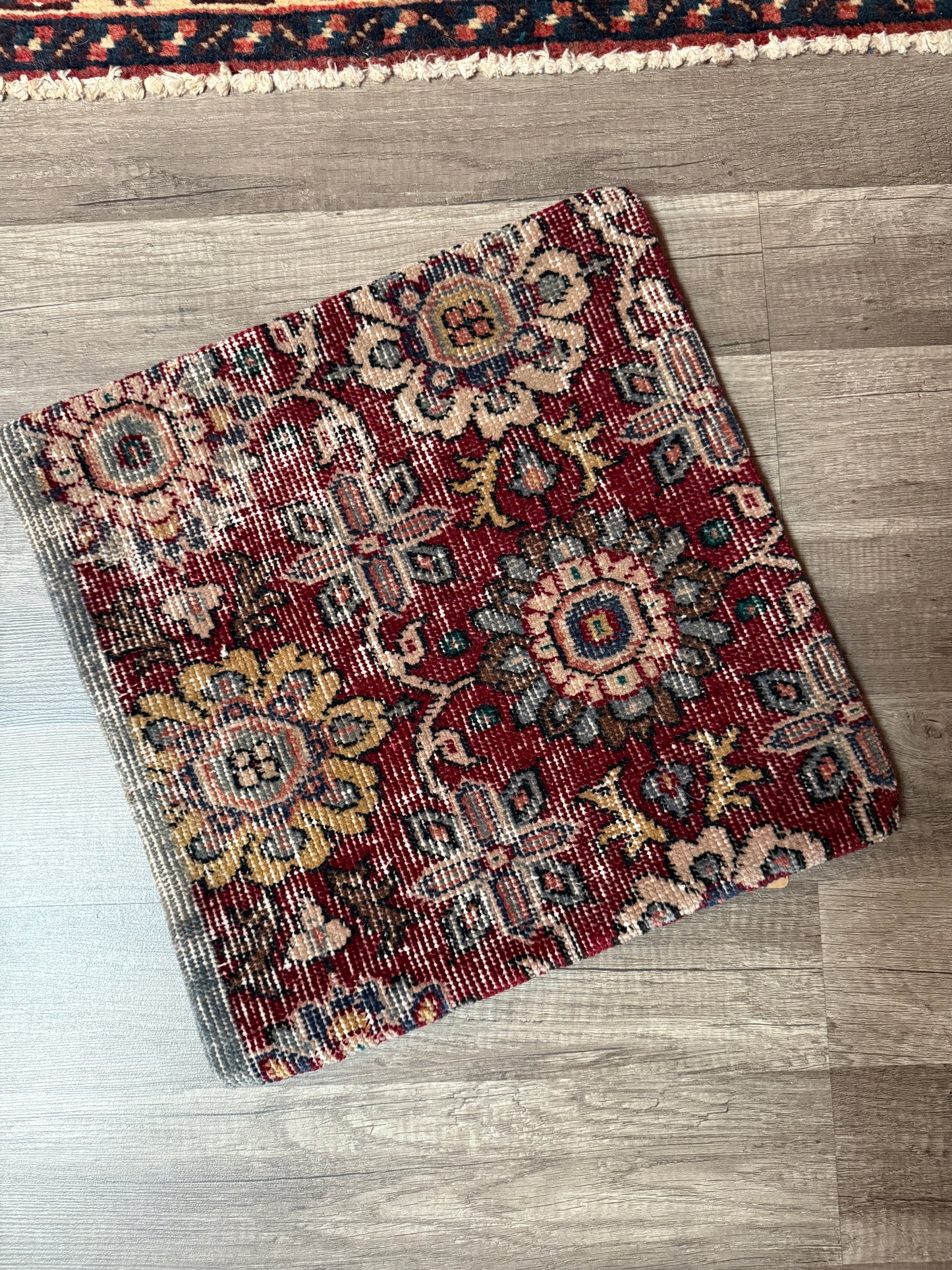 No. P406 - 16" X 16" Turkish Rug Pillow Cover
