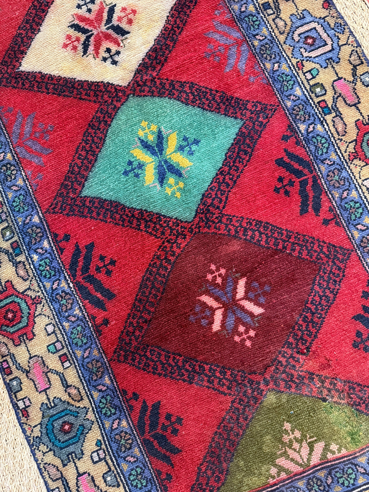 Vintage Persian Shiraz Runner Rug No. R1195 - 2.8' x 10'