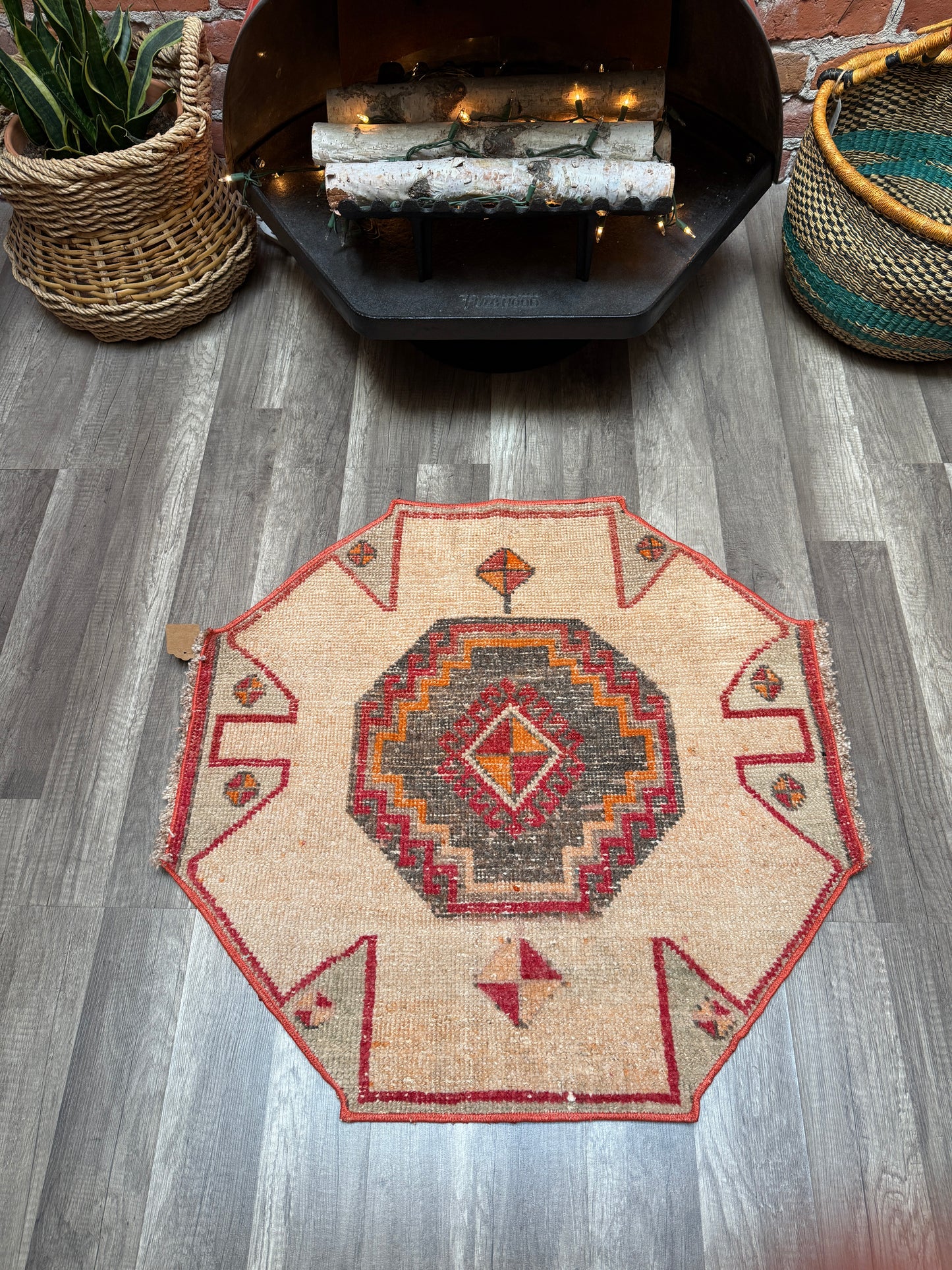 Vintage Turkish Mini Rug 2.4'x2.5’ - No. 679