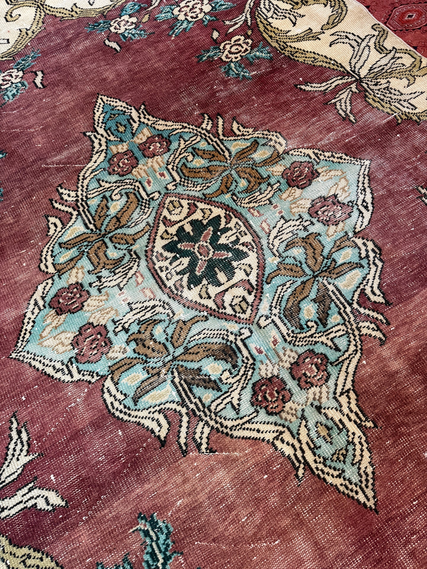 Vintage Turkish Area Rug No. A1191 - 6.1'x9.3'