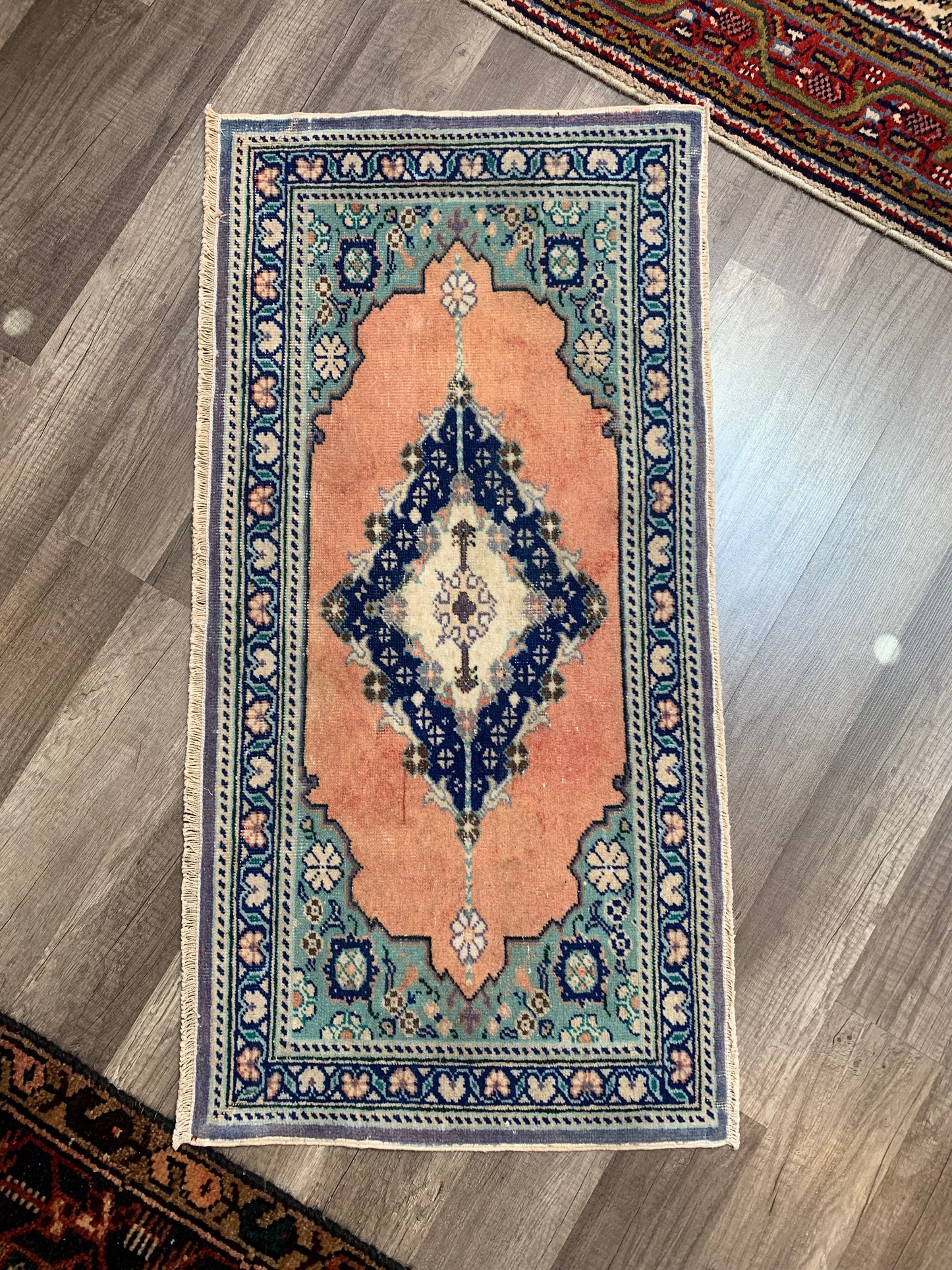 Reserved for Wendy - Vintage Turkish Mini Rug 1.'6x3.1' - No. 668