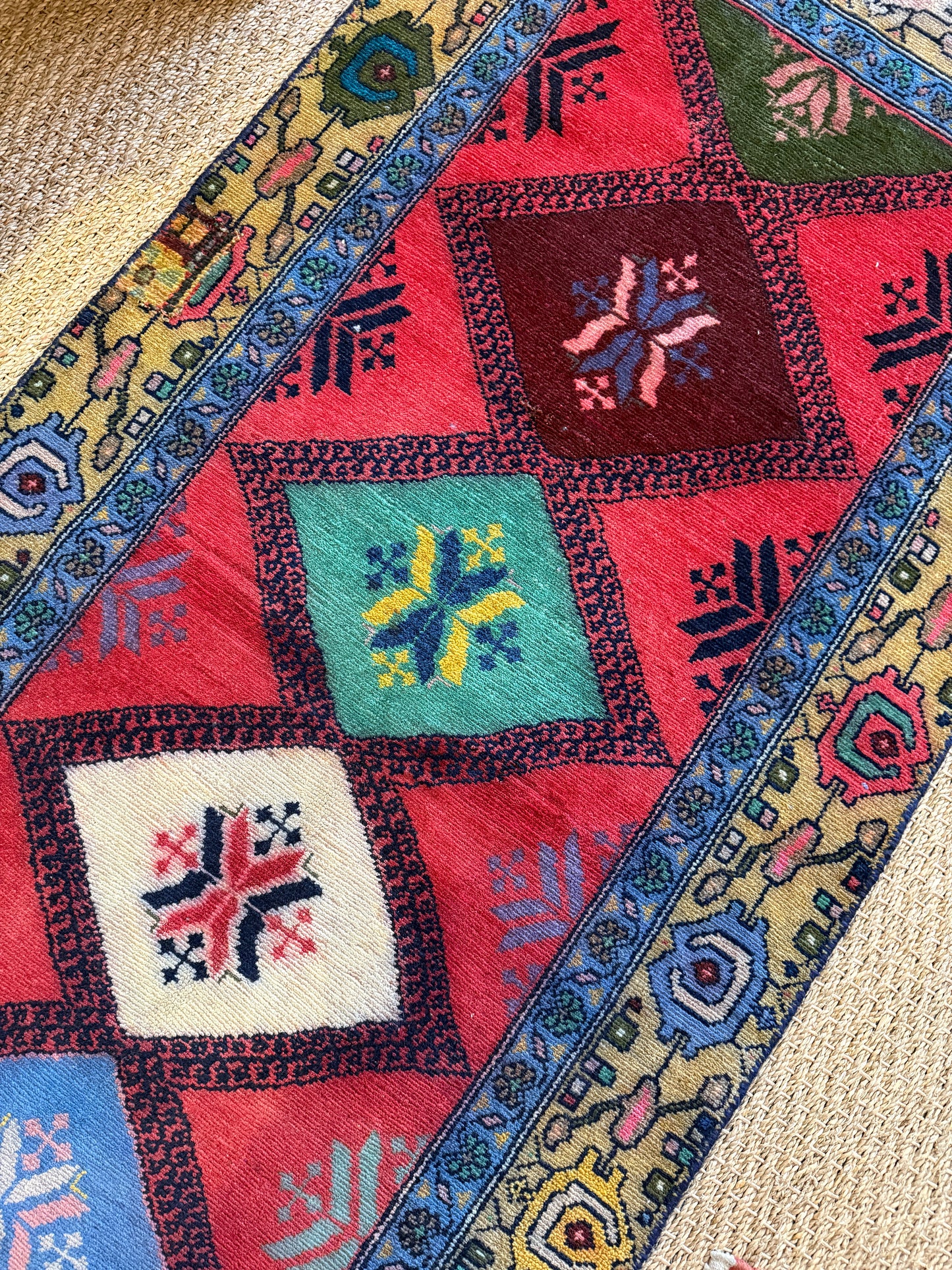 Vintage Persian Shiraz Runner Rug No. R1195 - 2.8' x 10'