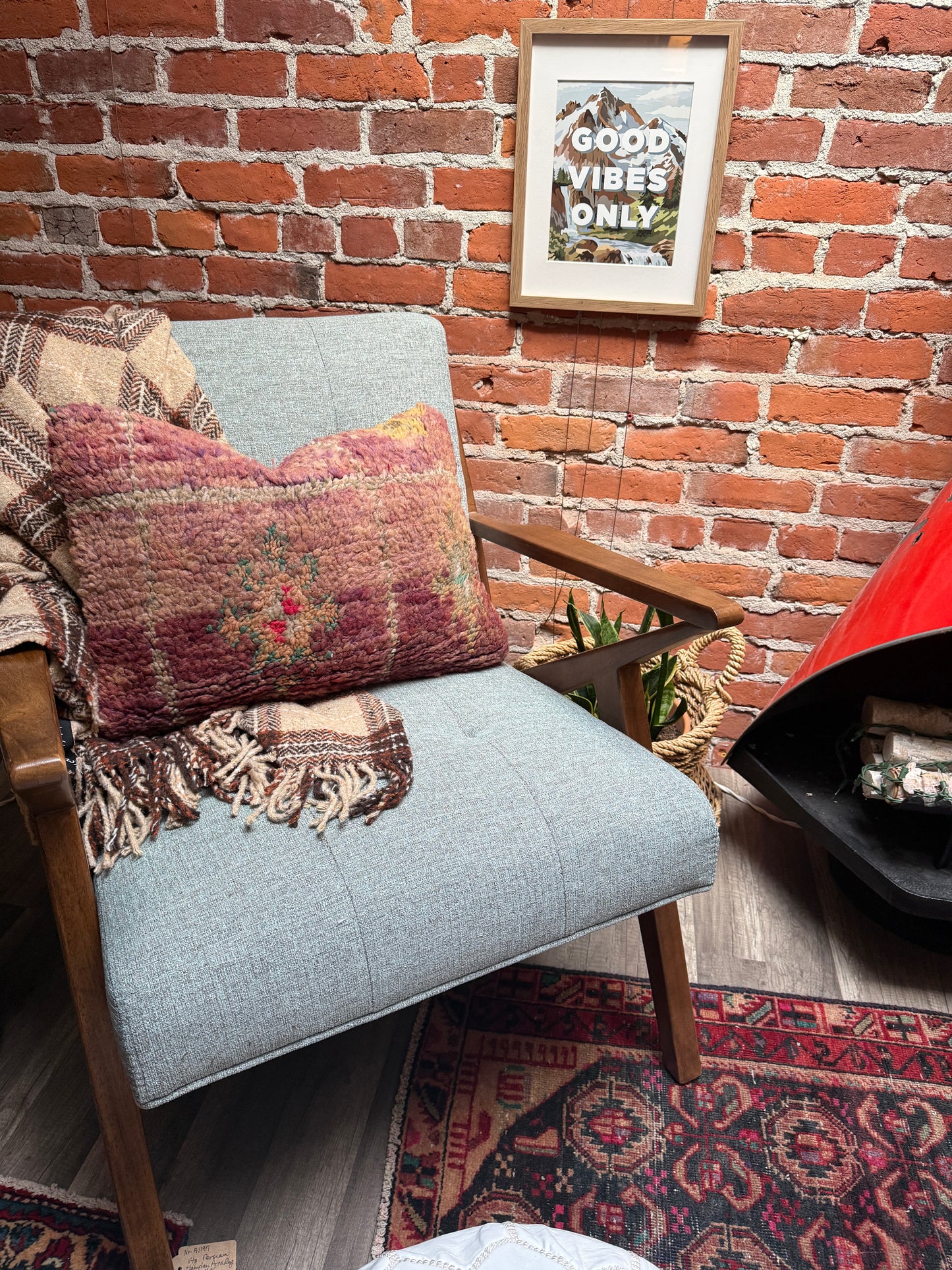 No. P416 - 15" X 22" Moroccan Rug Pillow Cover