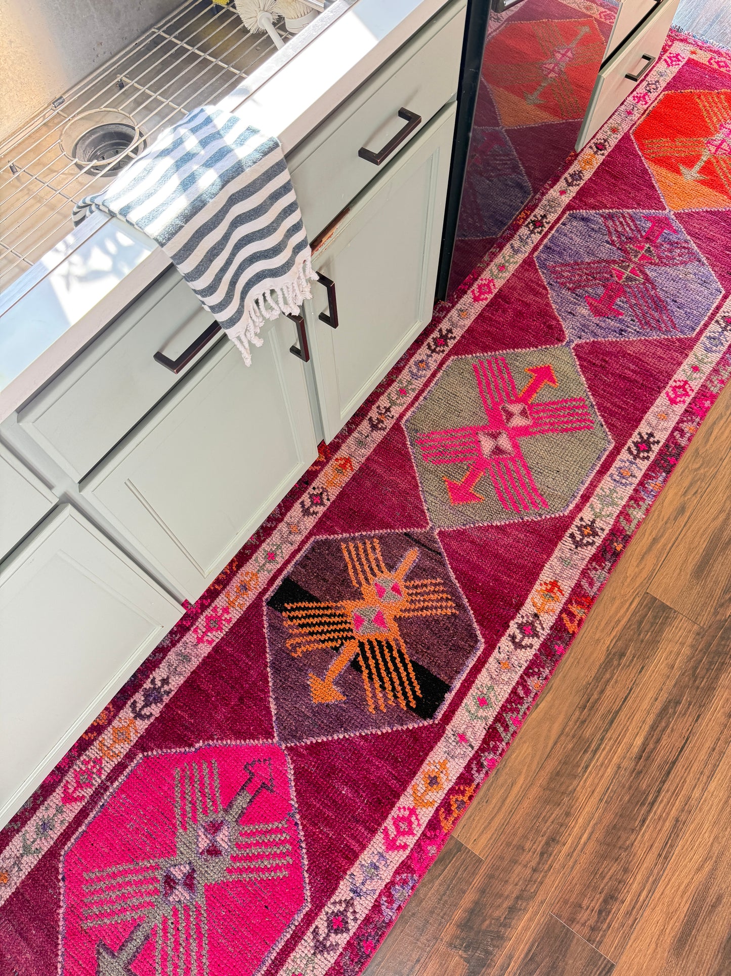 Vintage Turkish Herki Runner Rug No. R1223 - 2.4’x11.8’