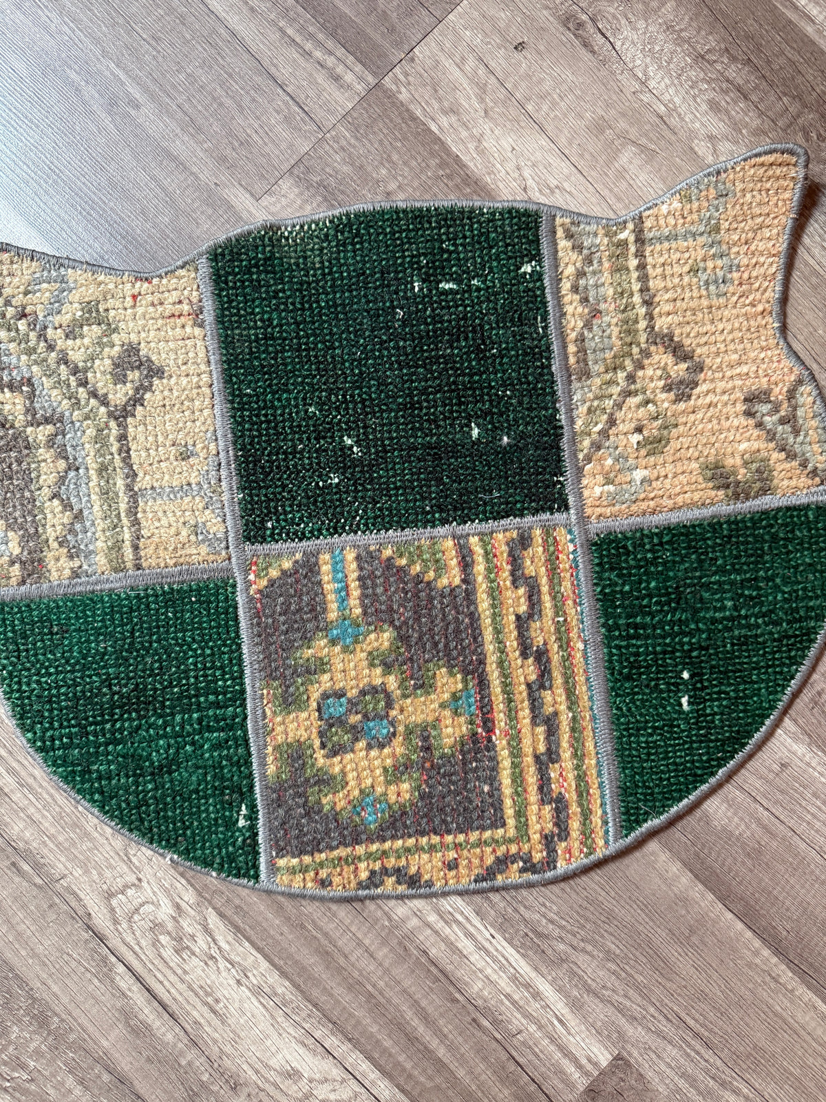 Vintage Turkish Rug Pet Mat - CM202