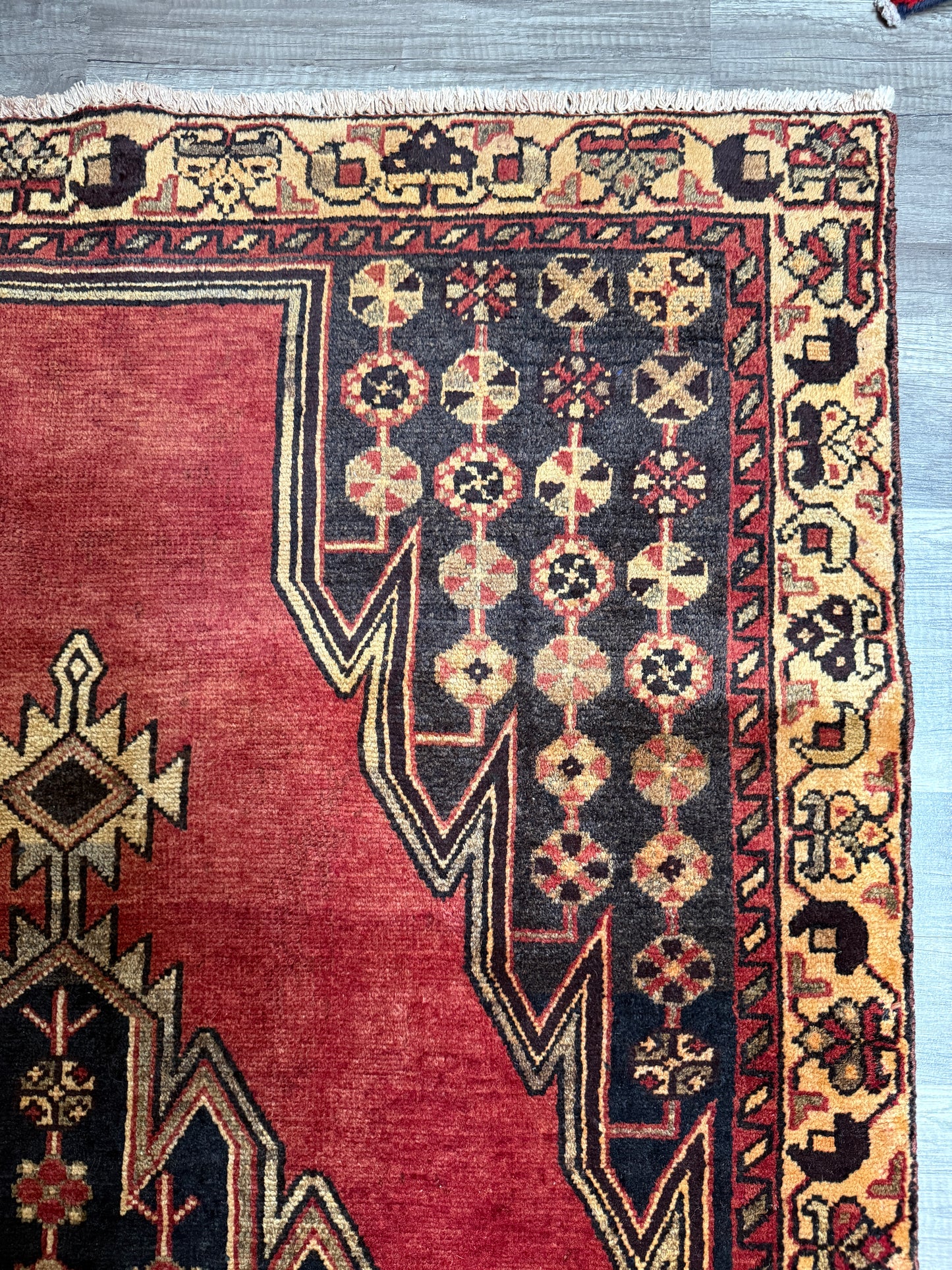 Vintage Persian Style Rug No. A1204 - 4.1'x6.2'