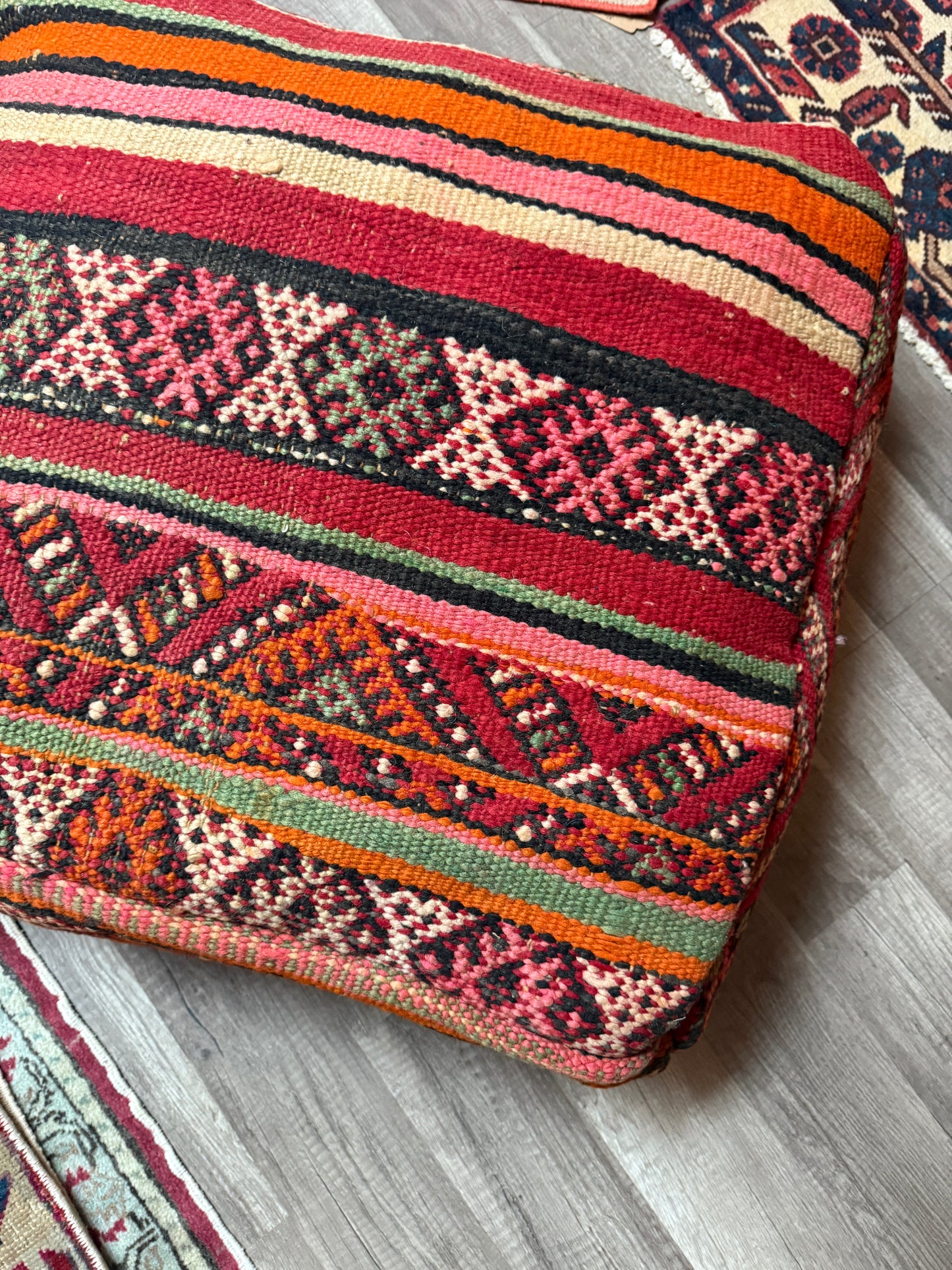 Moroccan Rug Floor Pouf / Pet Bed #371