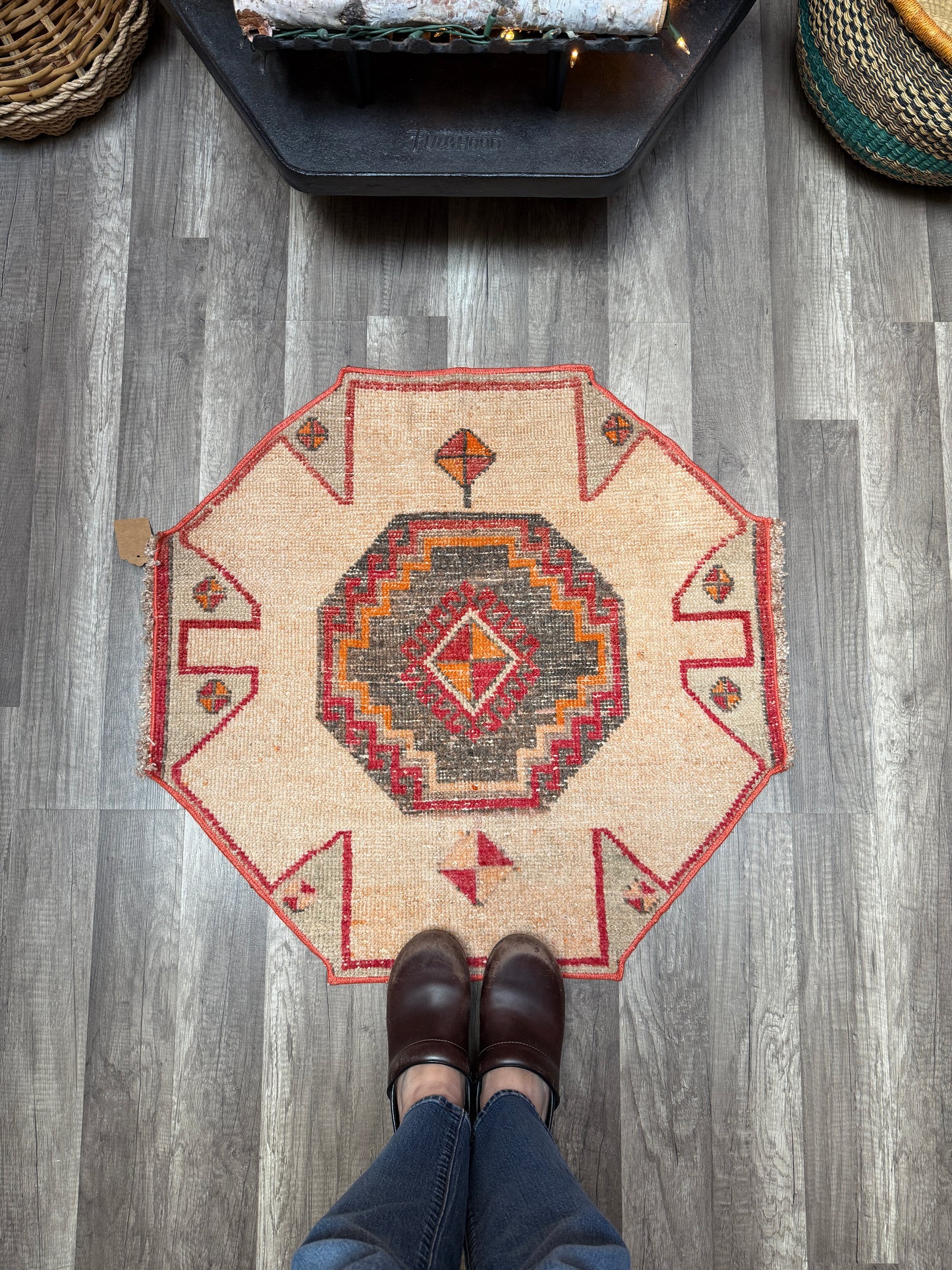 Vintage Turkish Mini Rug 2.4'x2.5’ - No. 679
