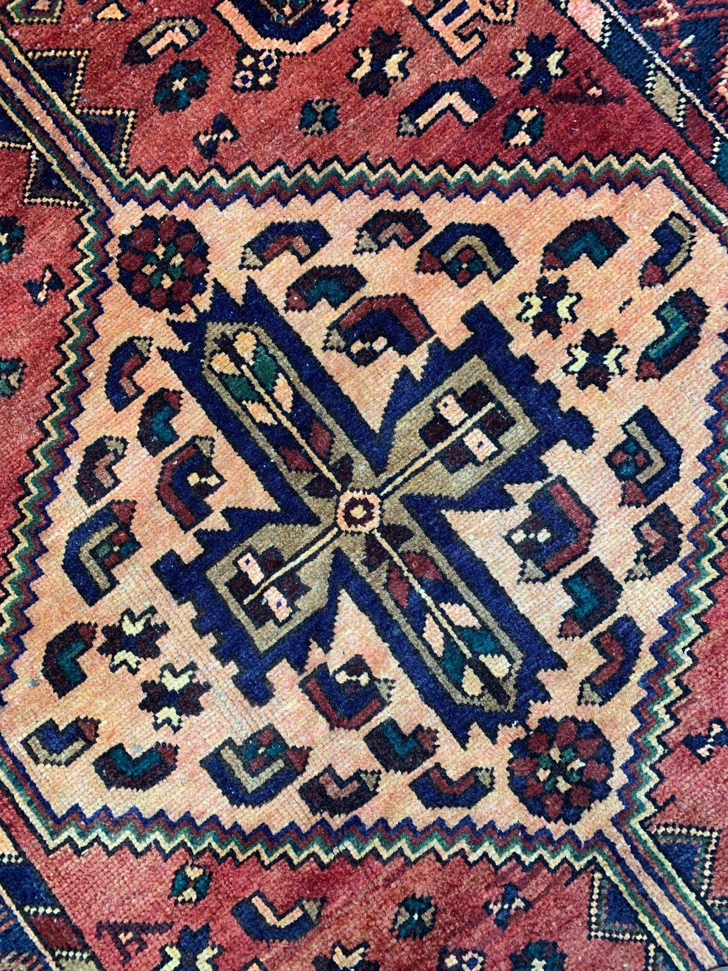 Vintage Persian Area Rug No. A1175 - 4.3' x7.9'
