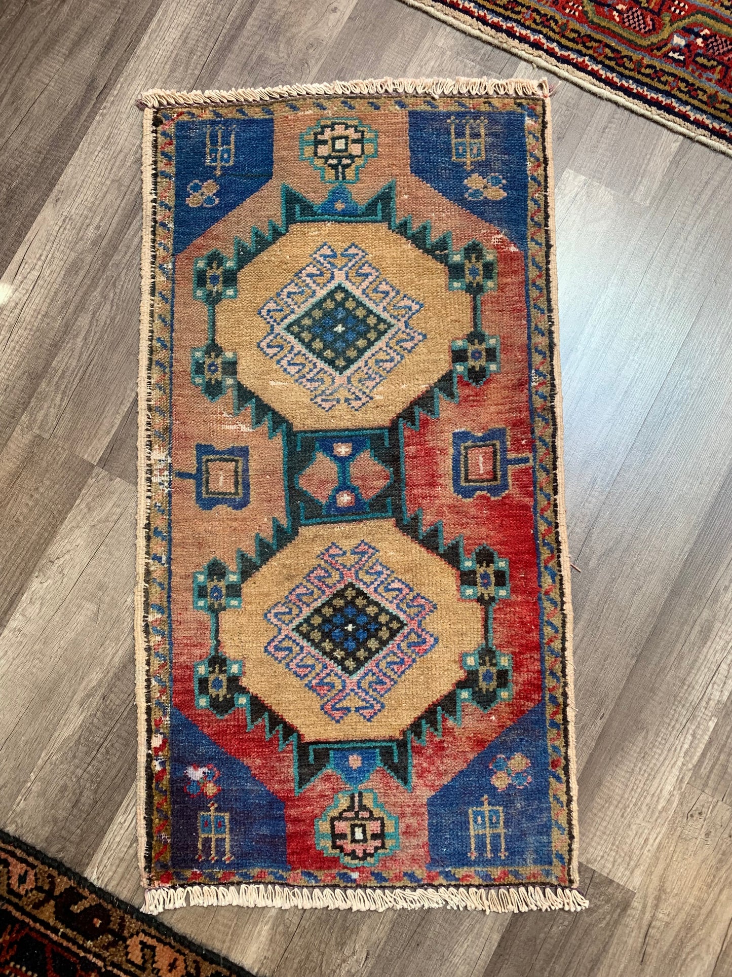 Vintage Turkish Mini Rug 1.5’x3' - No. 672