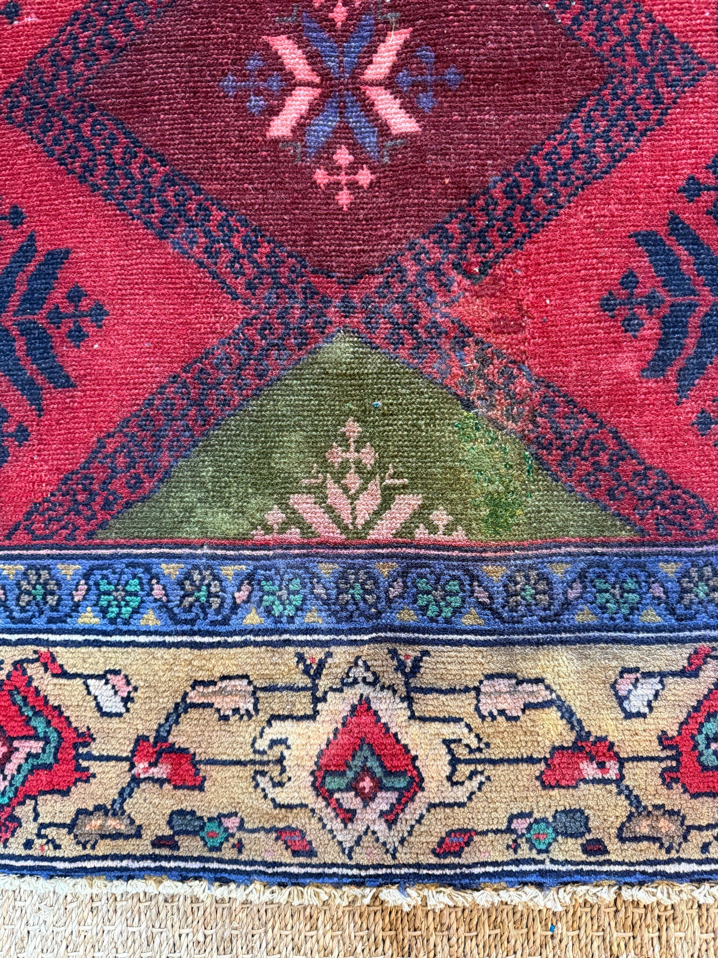 Vintage Persian Shiraz Runner Rug No. R1195 - 2.8' x 10'