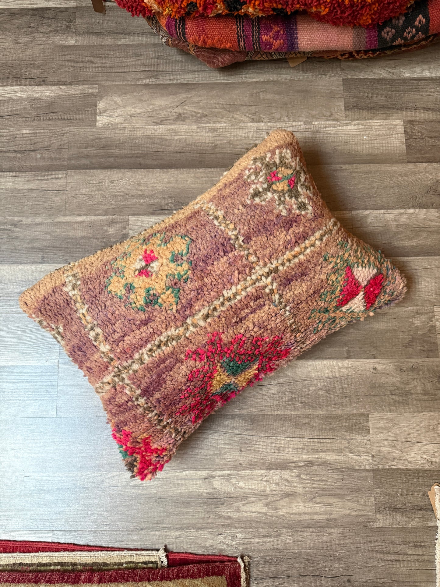 No. P414 - 15" X 22" Moroccan Rug Pillow Cover