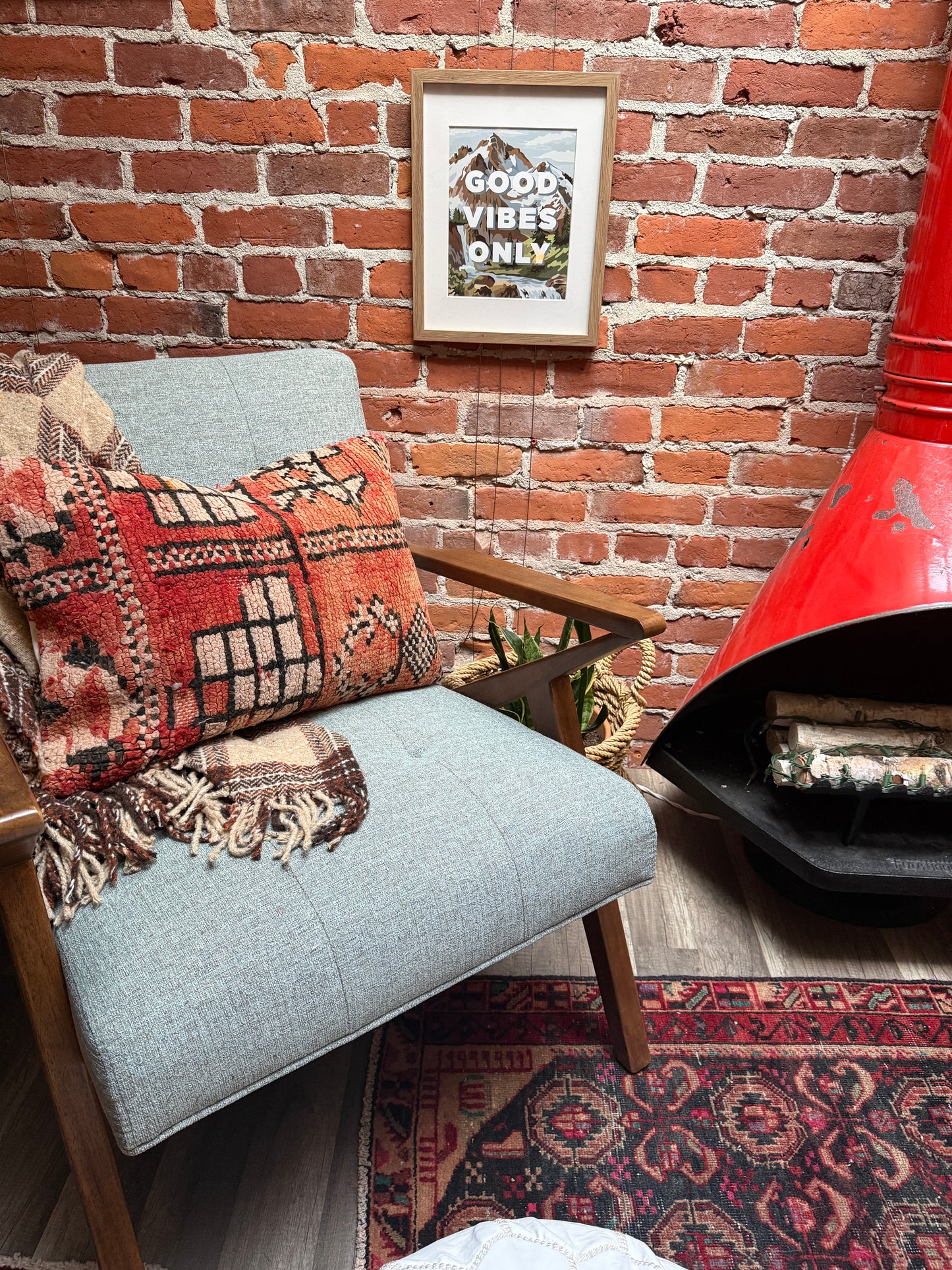 No. P417 - 16" X 23" Moroccan Rug Pillow Cover