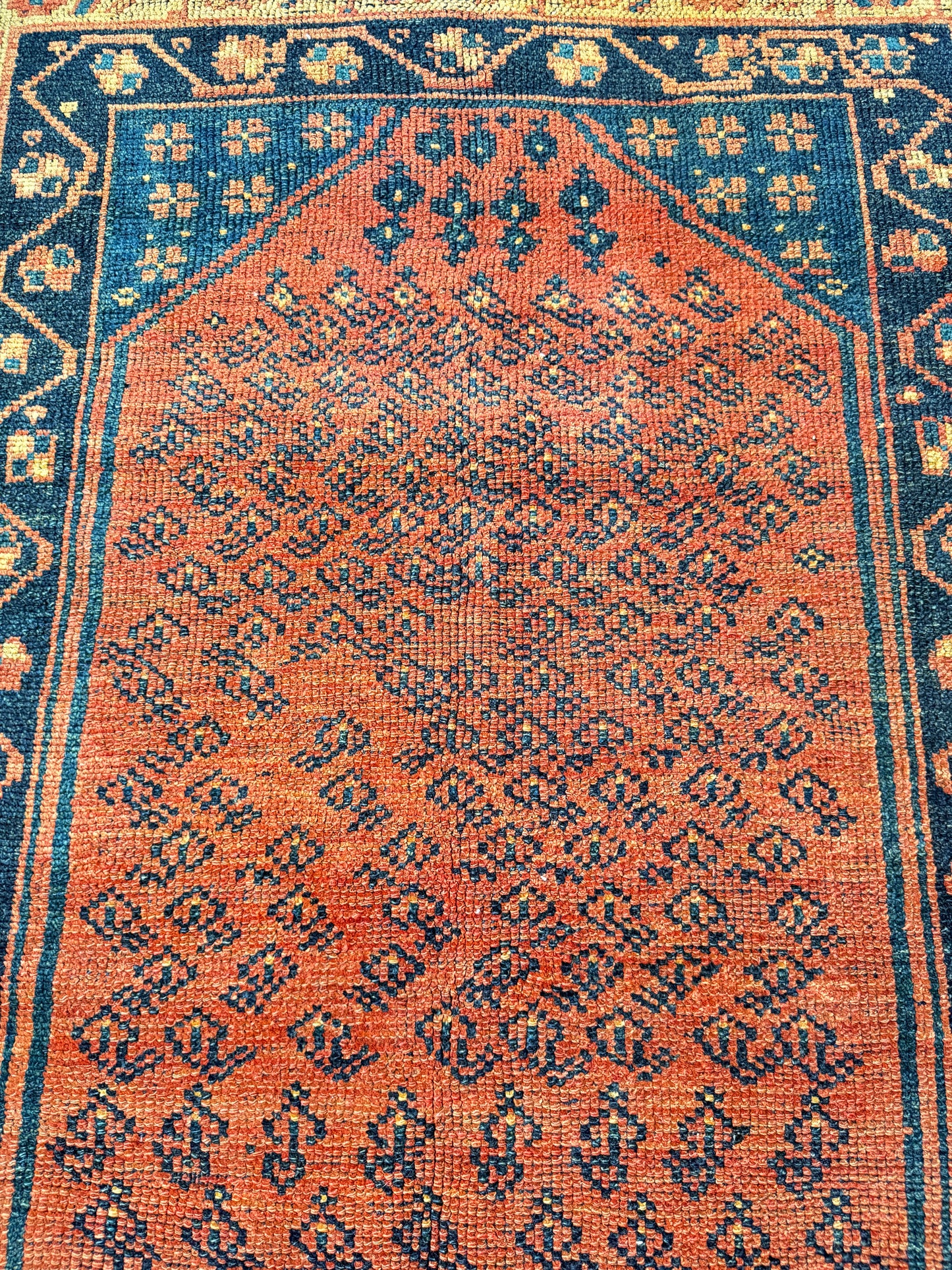 Vintage Persian Style Rug No. A1209 - 4.3’x7’