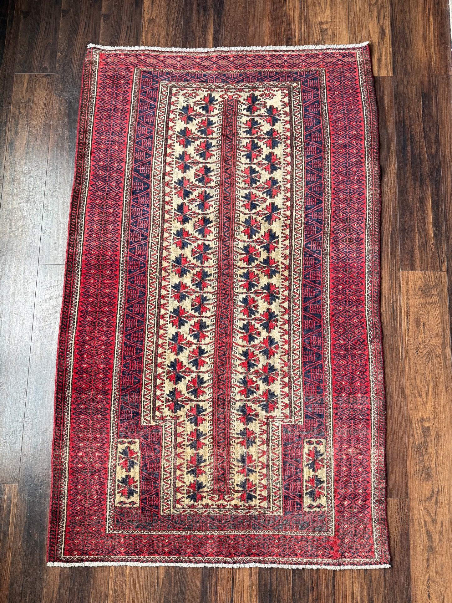 Vintage Persian Style Rug No. A1210 - 3.2’x5.2’
