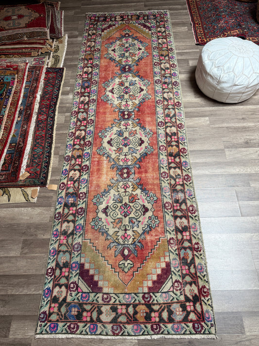 Vintage Turkish Rug No. R1215 - 3.1’x9.8’