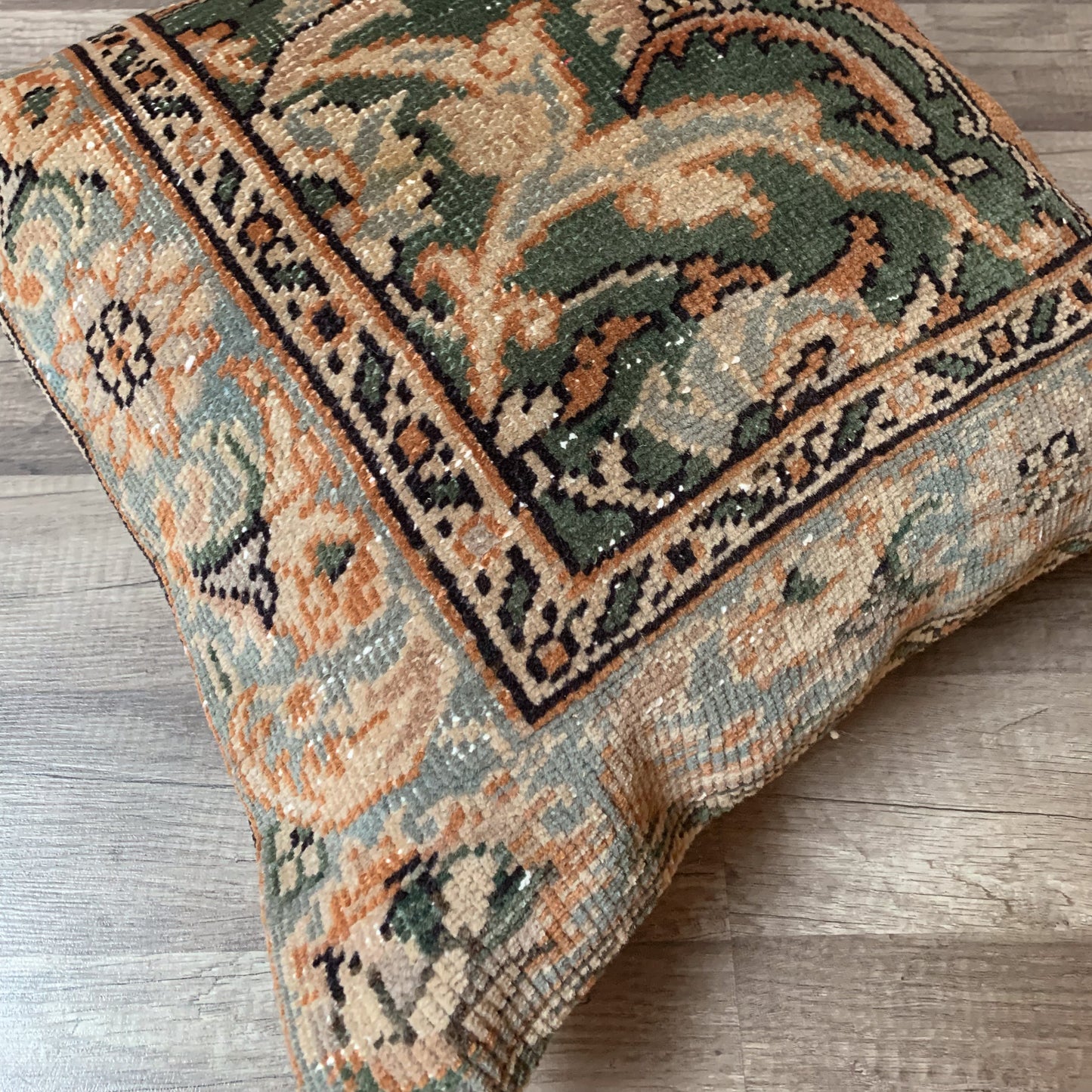 No. P330 - 20" X 20" Turkish Rug Pillow Cover