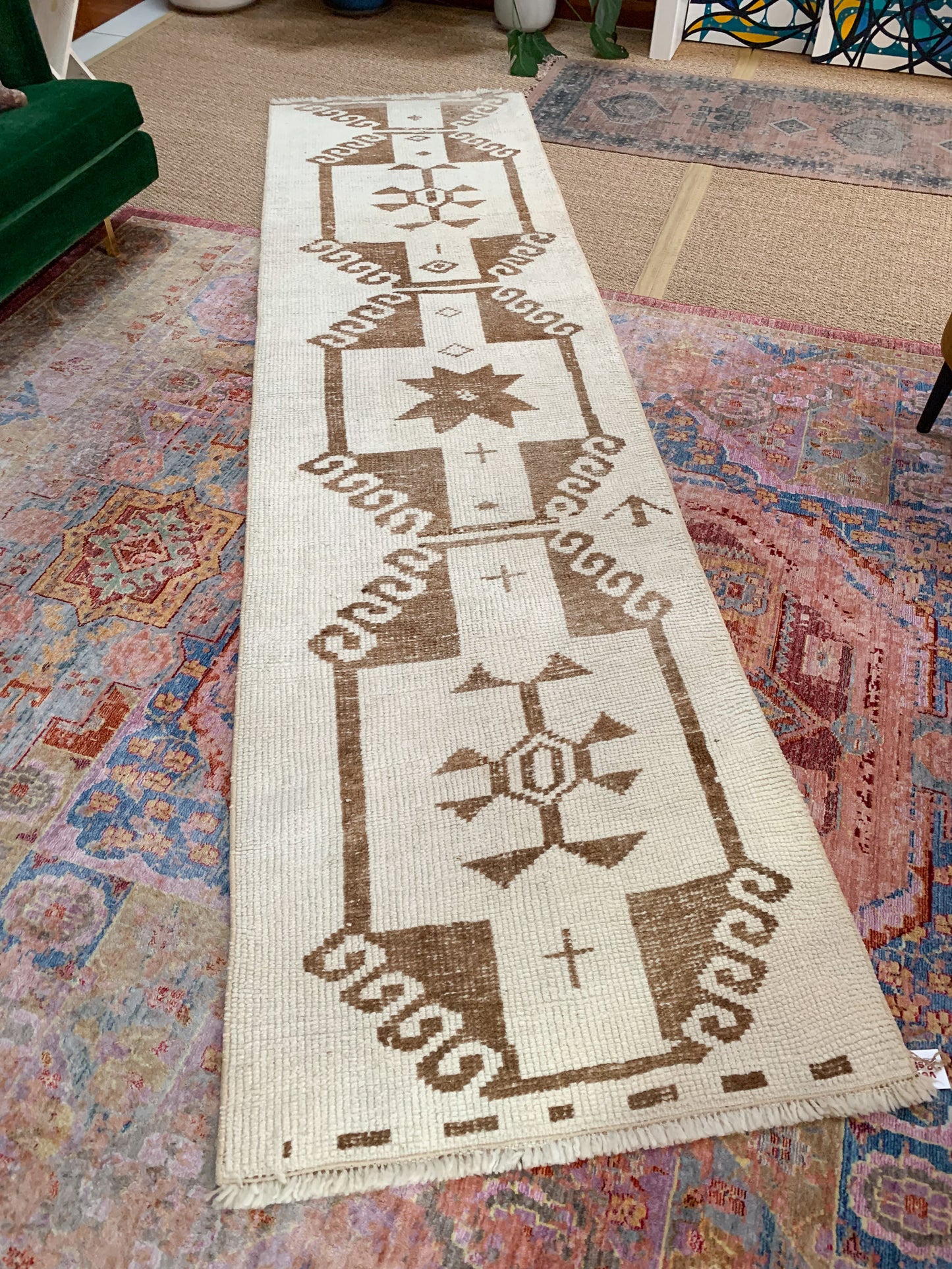 No. R1142- 3.1' x 11.8' Vintage Persian Herki Runner Rug